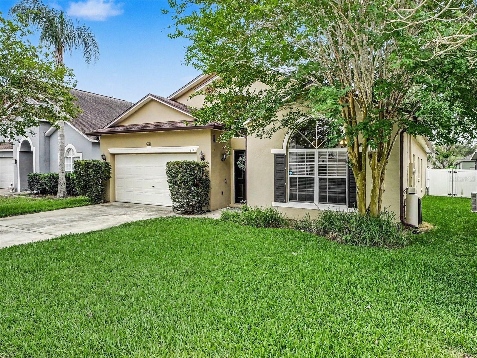 Single Family Residence in SANFORD, FL - Daniel Dourado