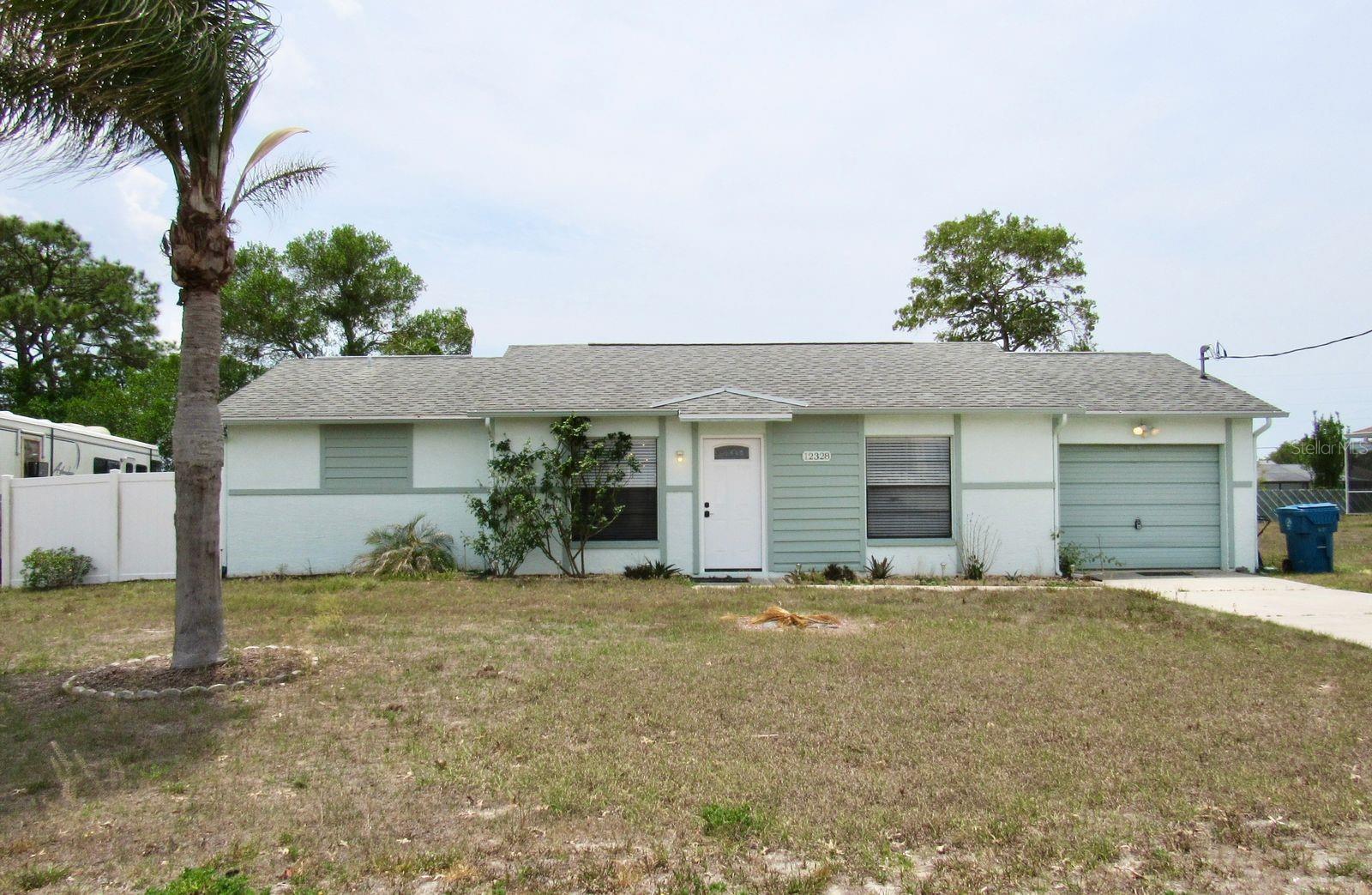 Single Family Residence em SPRING HILL, FL - Daniel Dourado