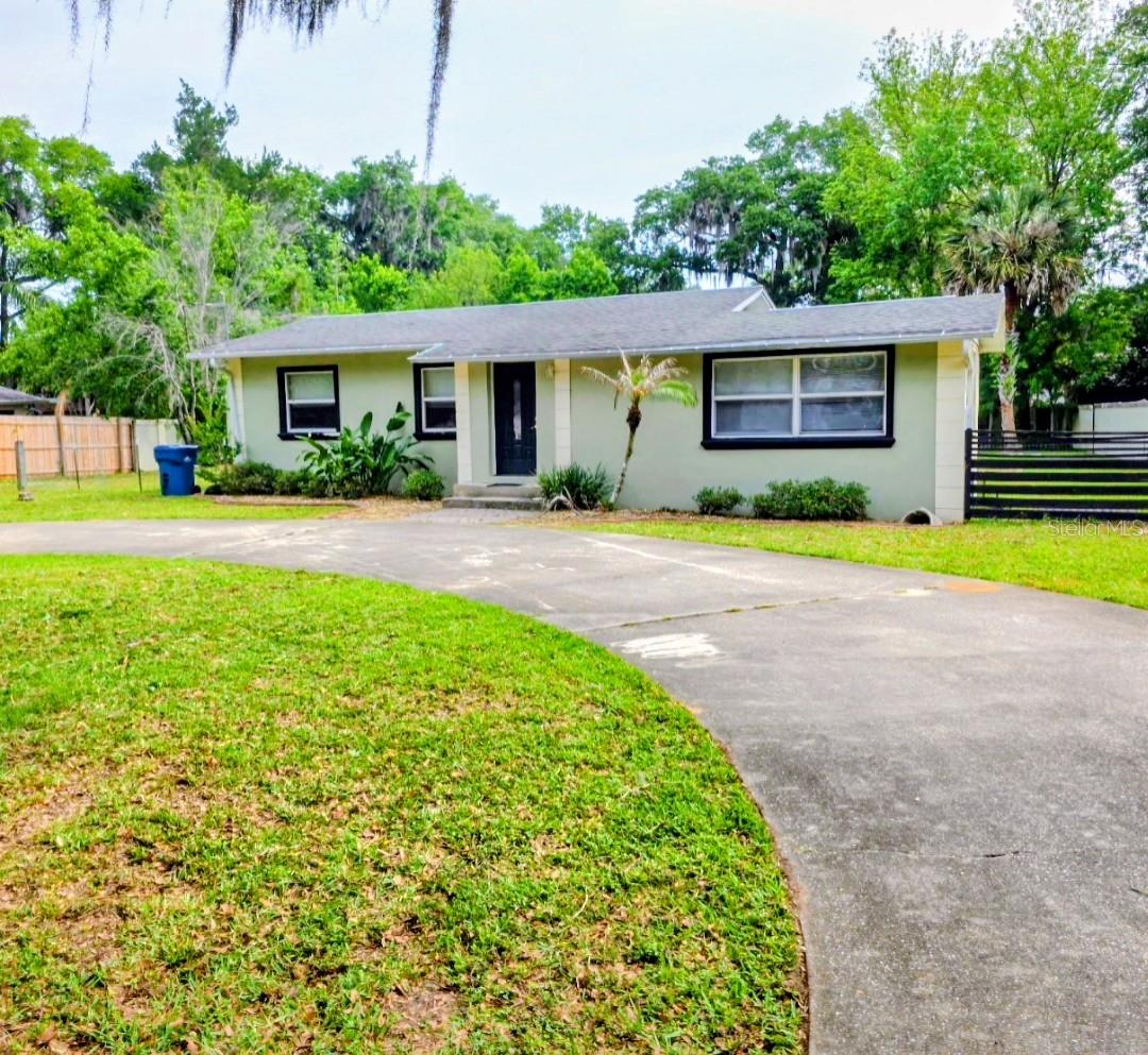 Single Family Residence em ORMOND BEACH, FL - Daniel Dourado