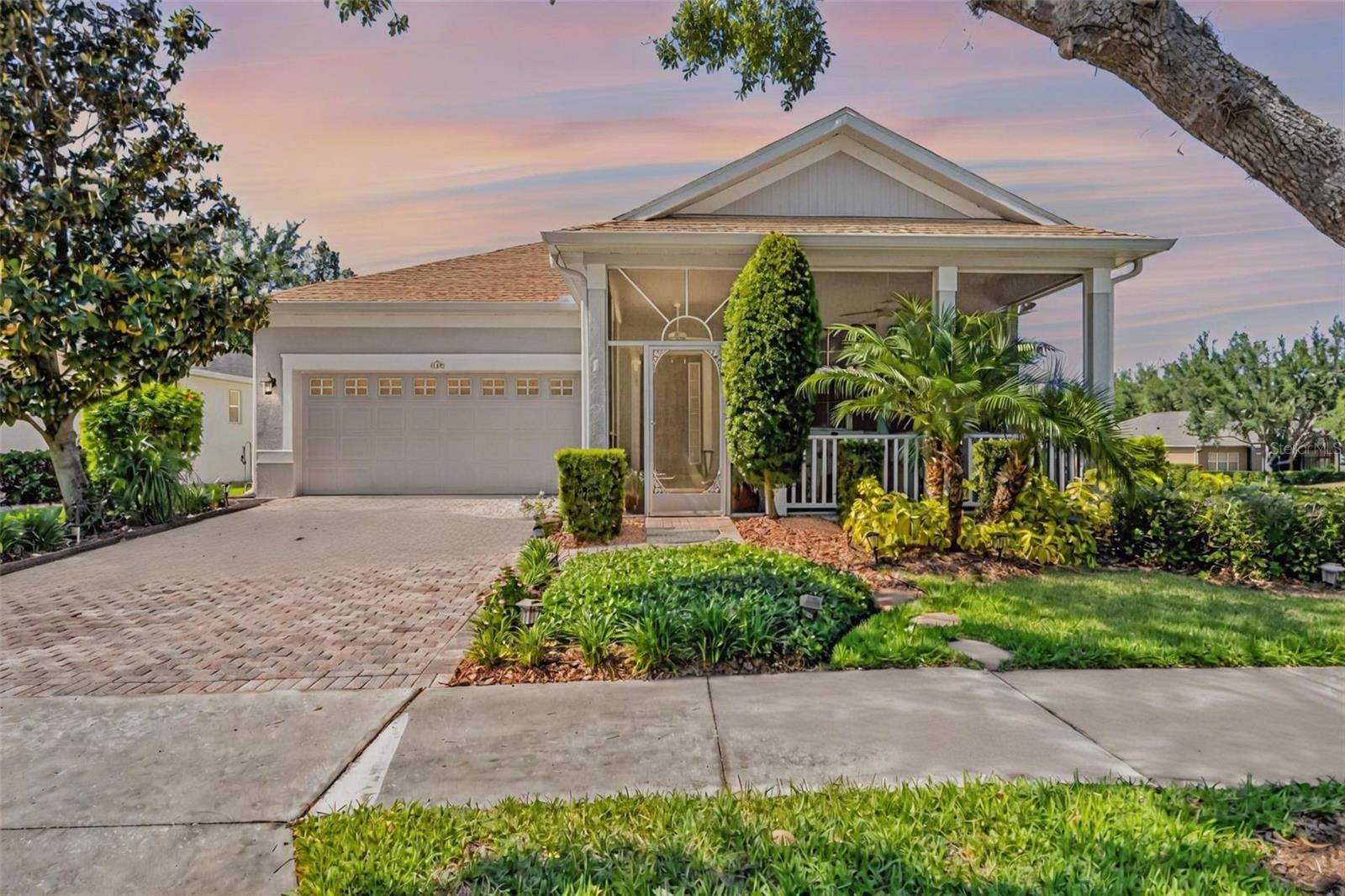 Single Family Residence in GROVELAND, FL - Daniel Dourado