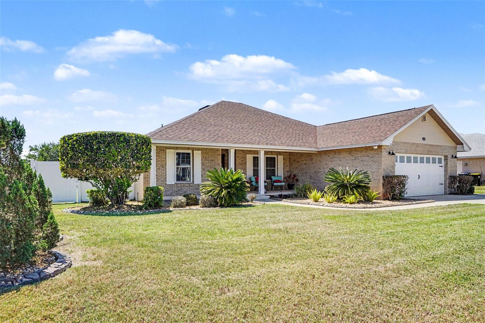 Single Family Residence in AUBURNDALE, FL - Daniel Dourado