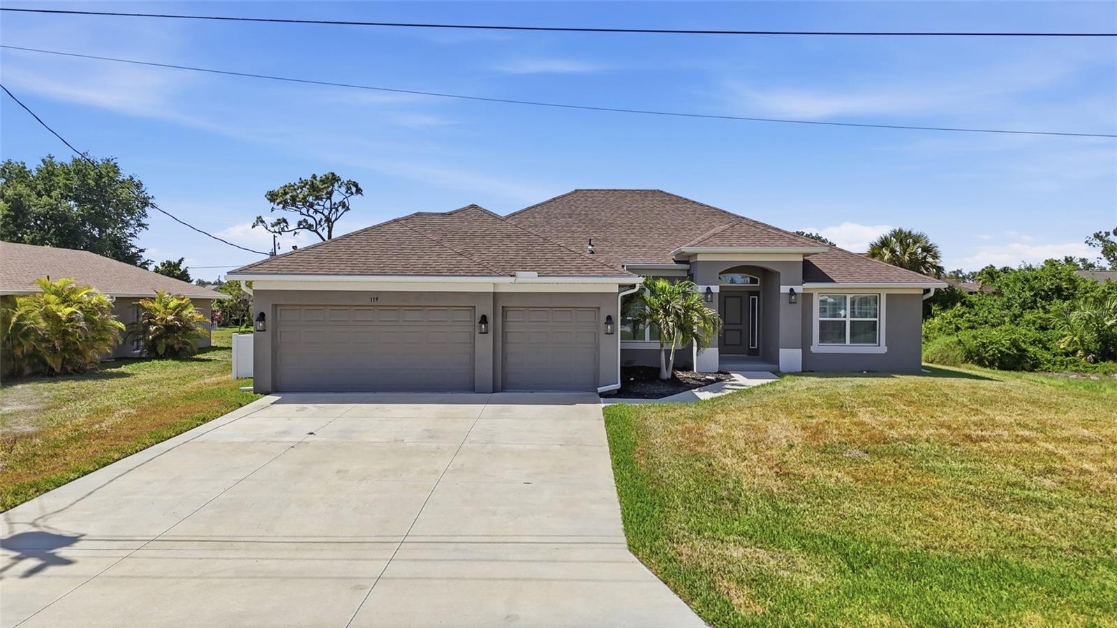 Single Family Residence in ROTONDA WEST, FL - Daniel Dourado