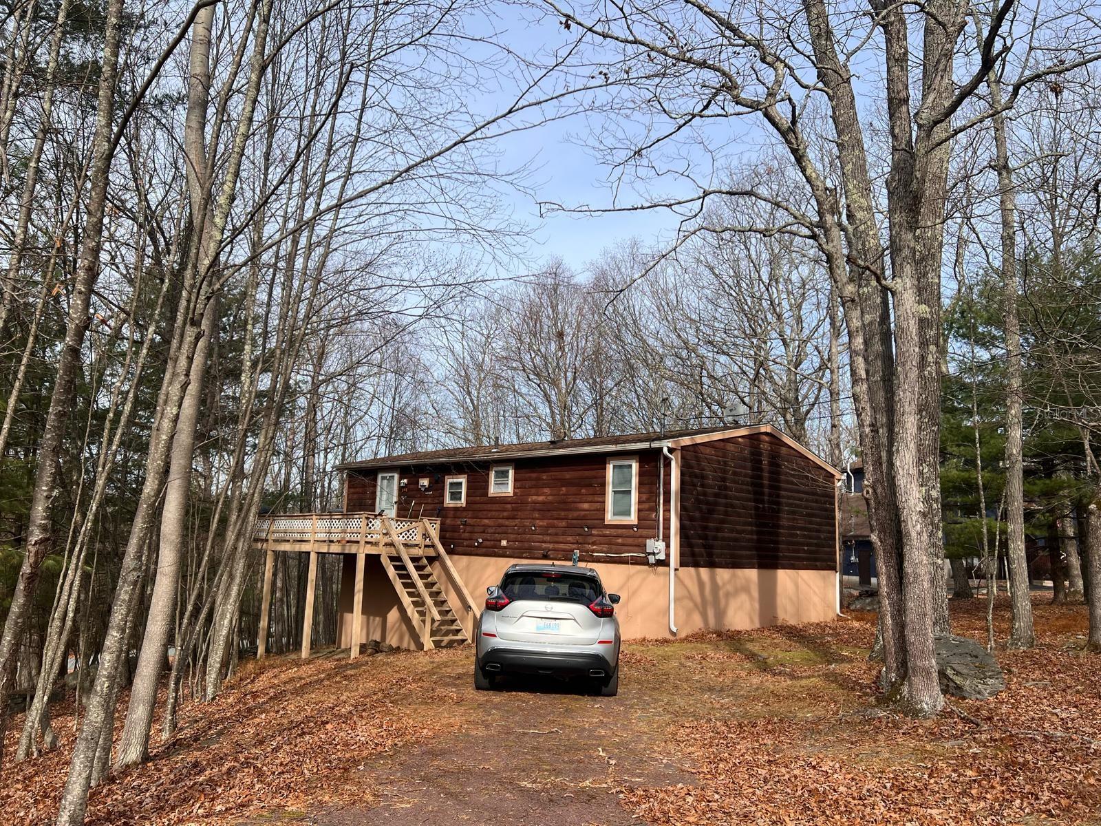 Single Family Residence em LACKAWAXEN, PA - Daniel Dourado