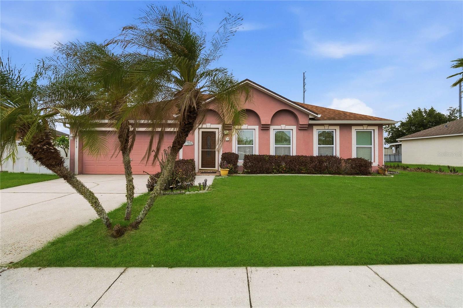 Single Family Residence in ST CLOUD, FL - Daniel Dourado