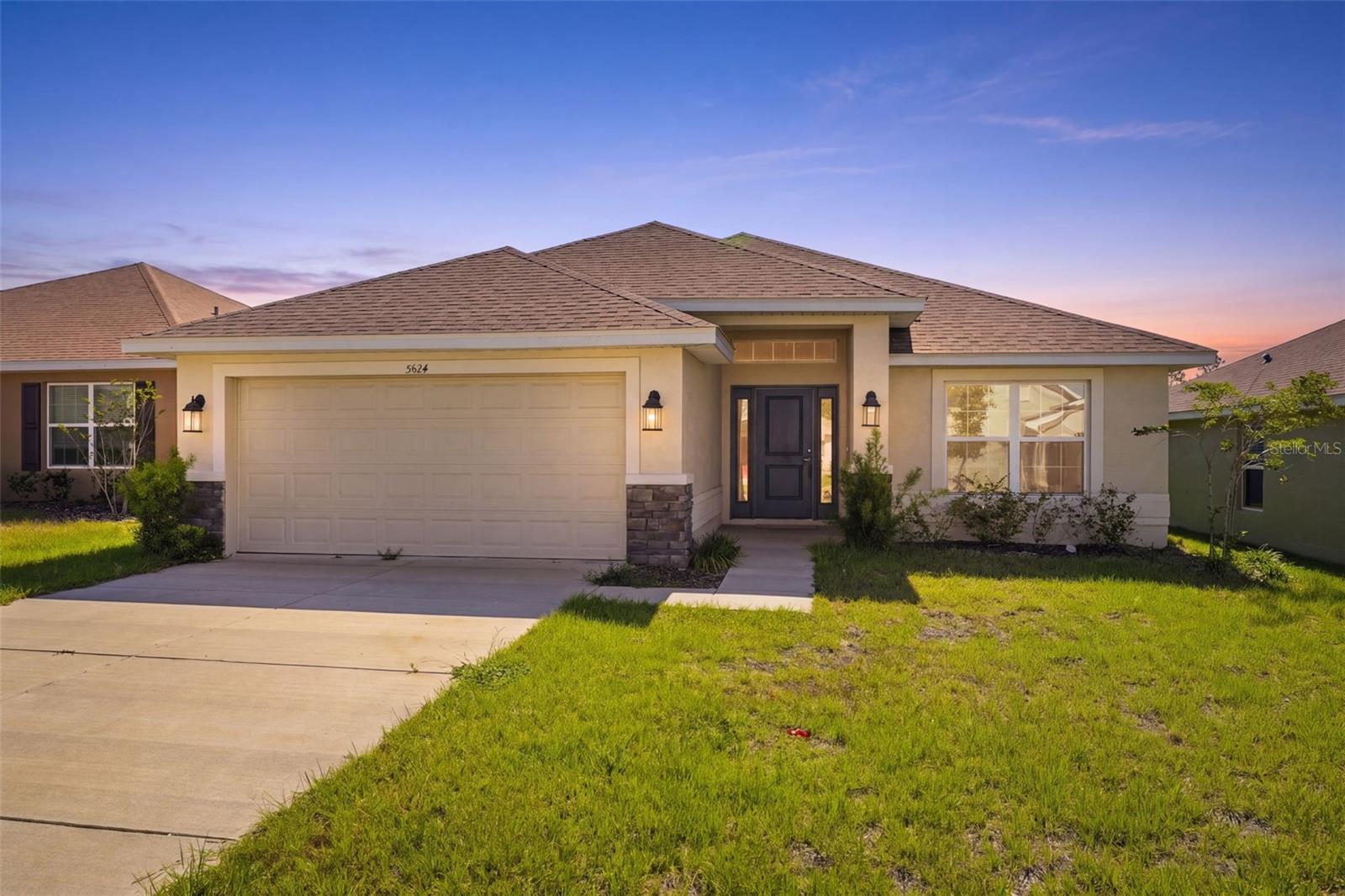 Single Family Residence em SPRING HILL, FL - Daniel Dourado