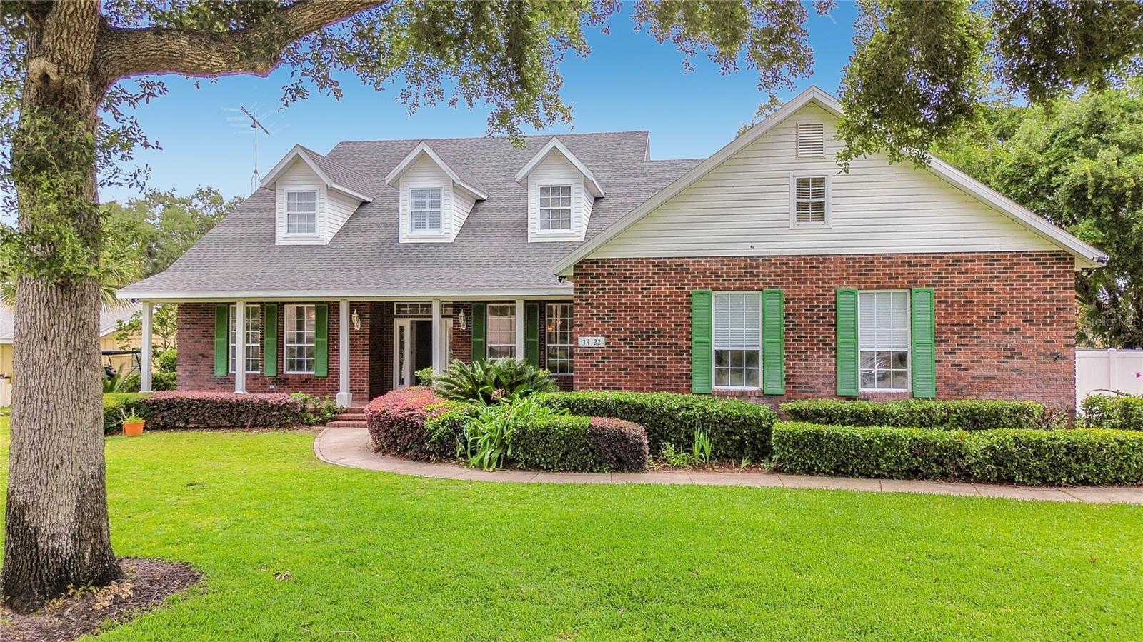 Single Family Residence in LEESBURG, FL - Daniel Dourado
