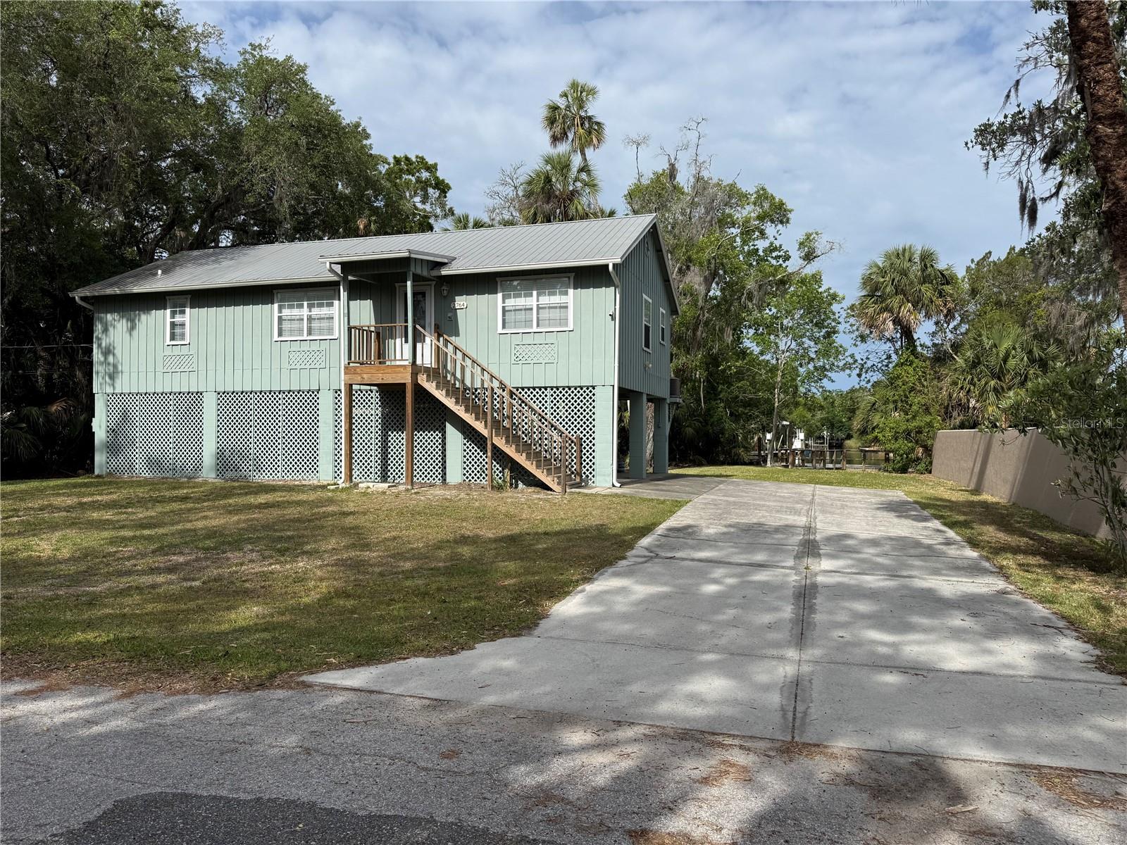 Single Family Residence em CRYSTAL RIVER, FL - Daniel Dourado