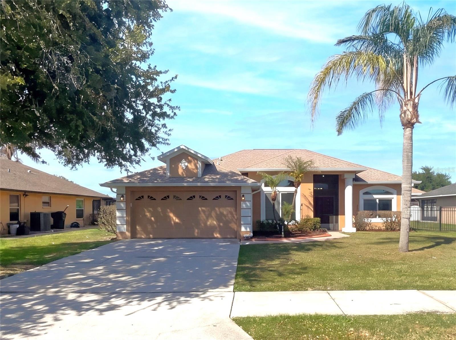 Single Family Residence in ST CLOUD, FL - Daniel Dourado