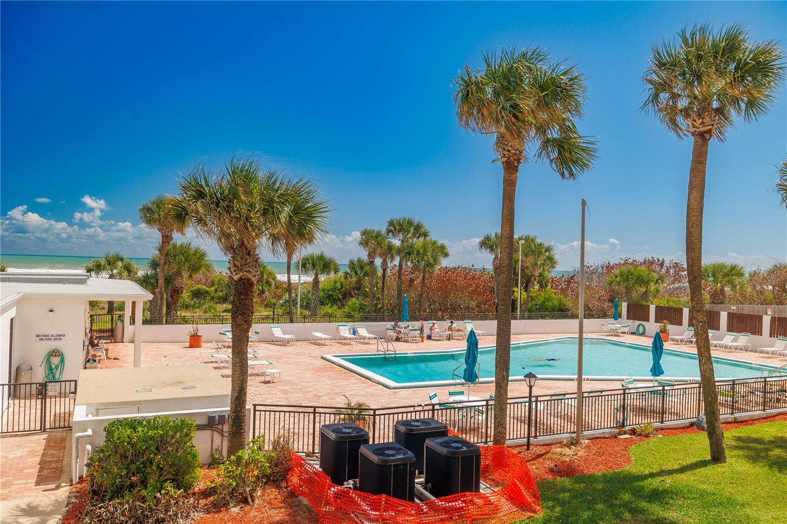 Condominium em COCOA BEACH, FL - Daniel Dourado