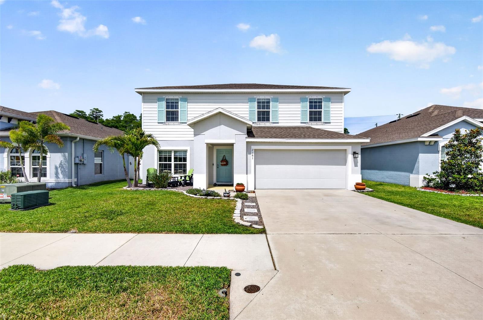 Single Family Residence in NEW PORT RICHEY, FL - Daniel Dourado