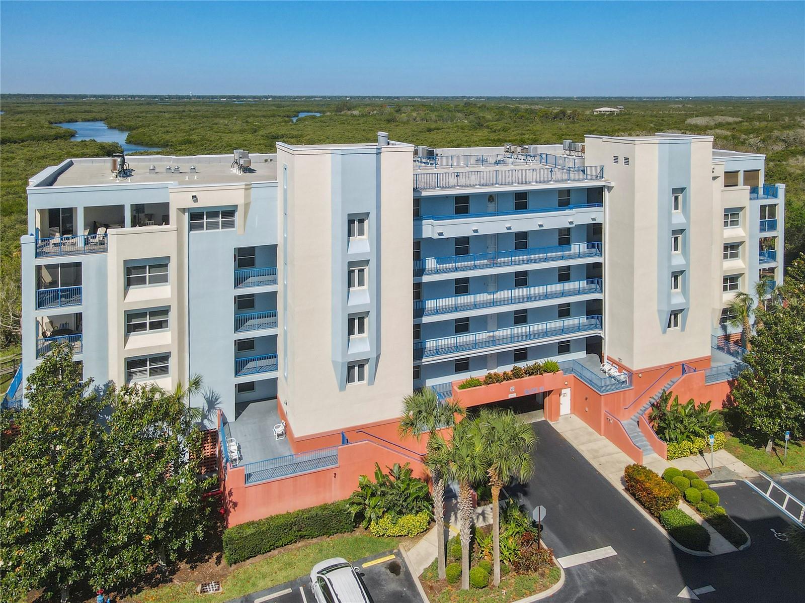 Condominium in NEW SMYRNA BEACH, FL - Daniel Dourado