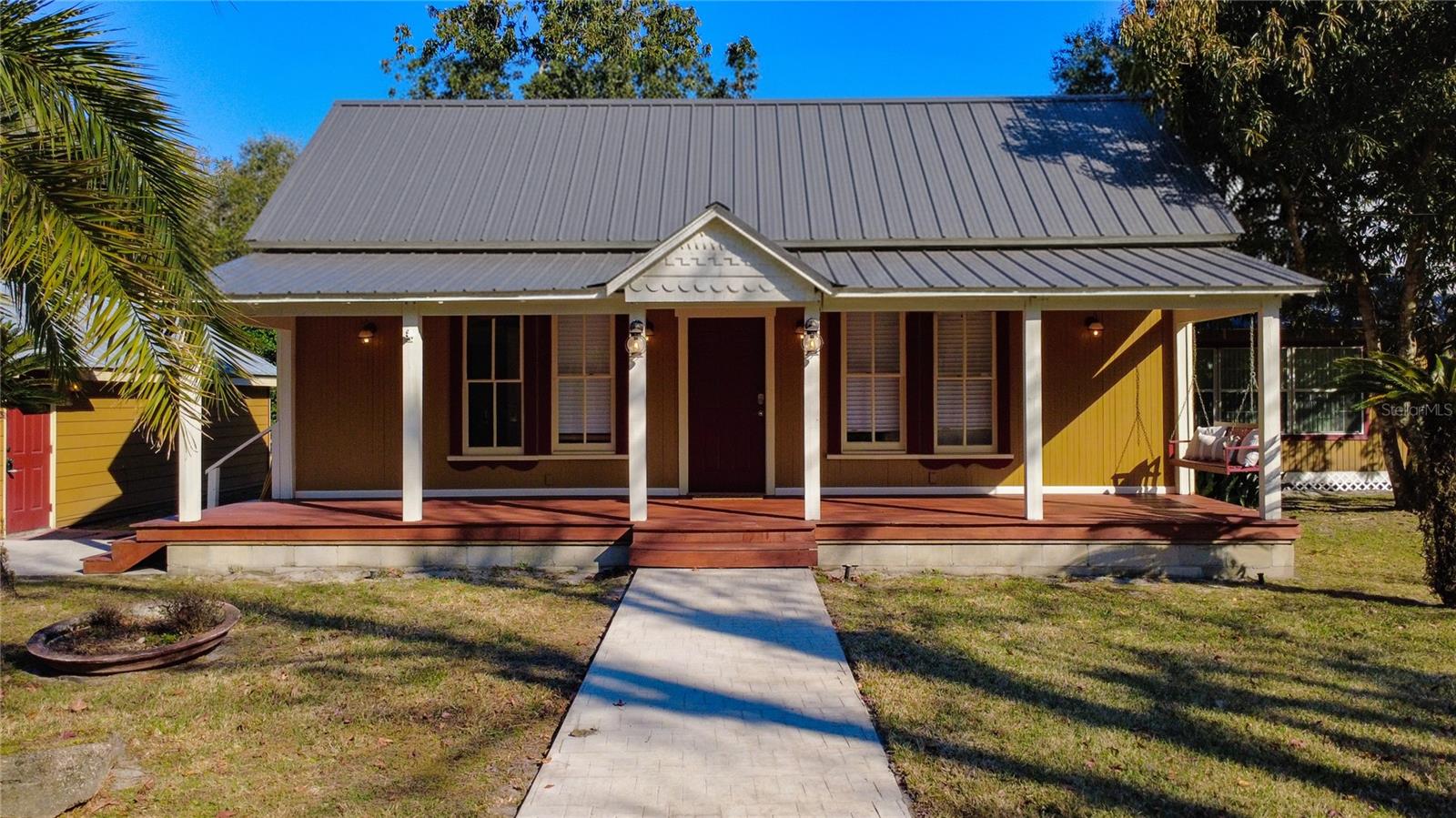 Single Family Residence em MOUNT DORA, FL - Daniel Dourado