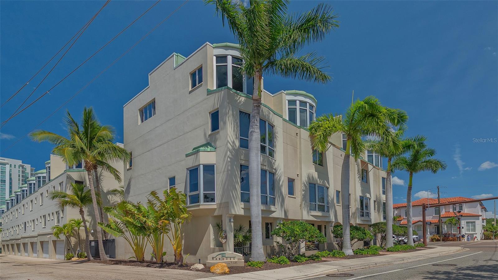 Condominium in SARASOTA, FL - Daniel Dourado