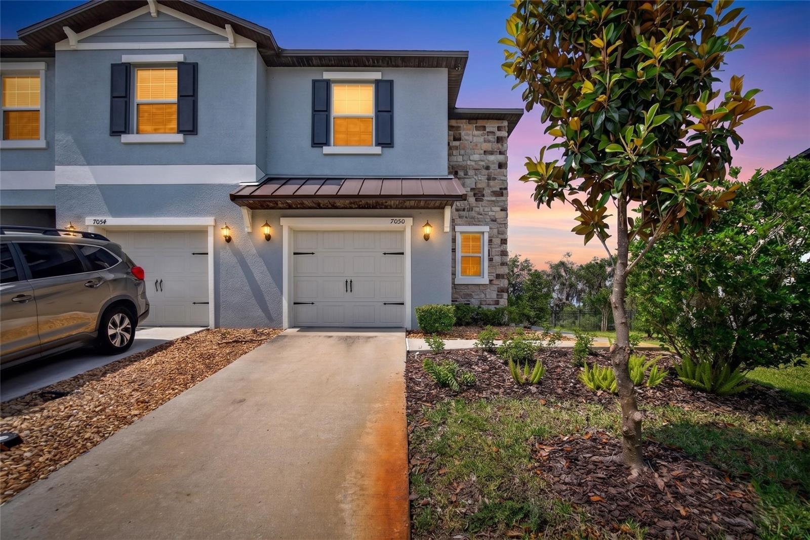 Townhouse in ZEPHYRHILLS, FL - Daniel Dourado