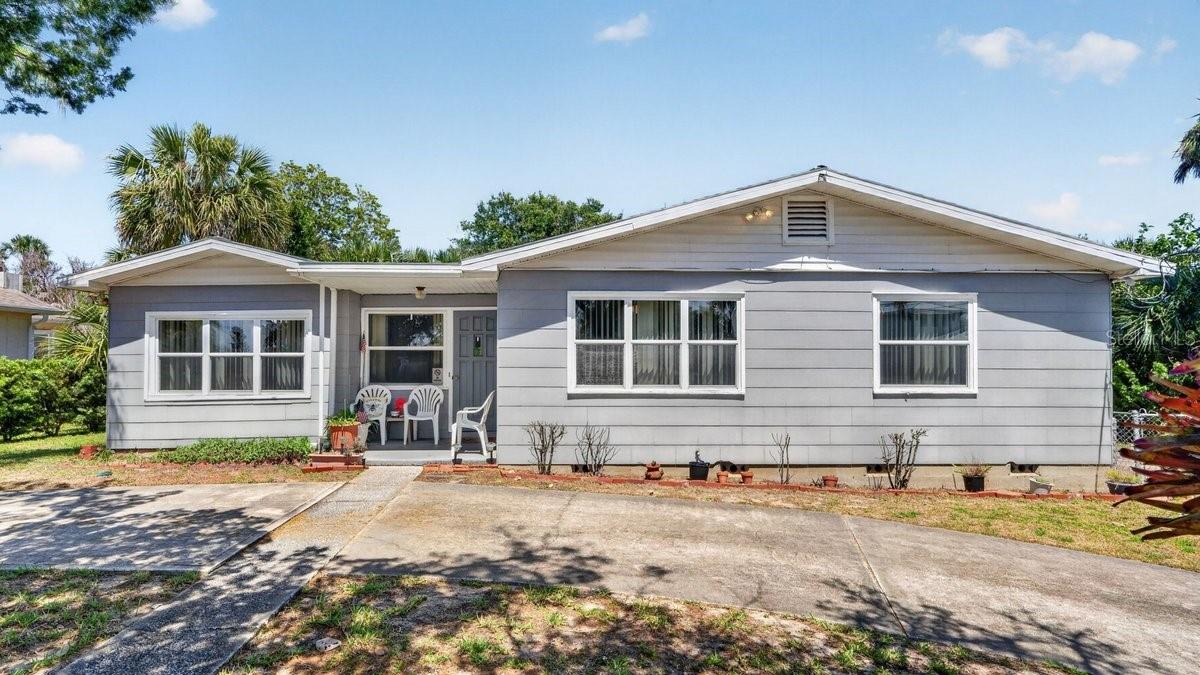 Single Family Residence in DAYTONA BEACH, FL - Daniel Dourado