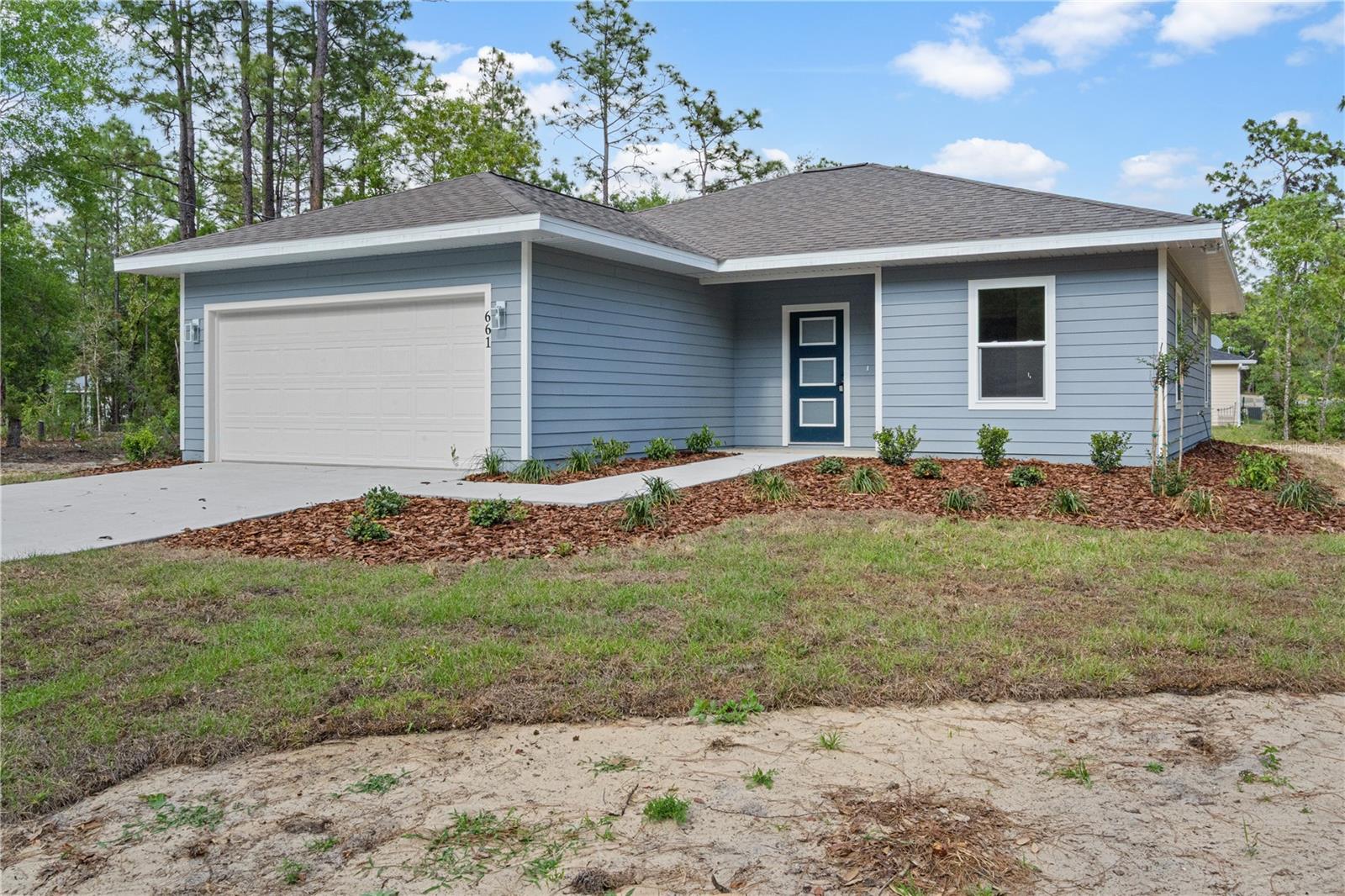 Single Family Residence in WILLISTON, FL - Daniel Dourado