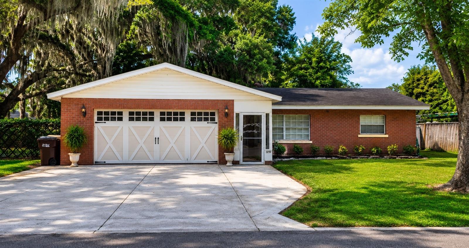 Single Family Residence in ST CLOUD, FL - Daniel Dourado