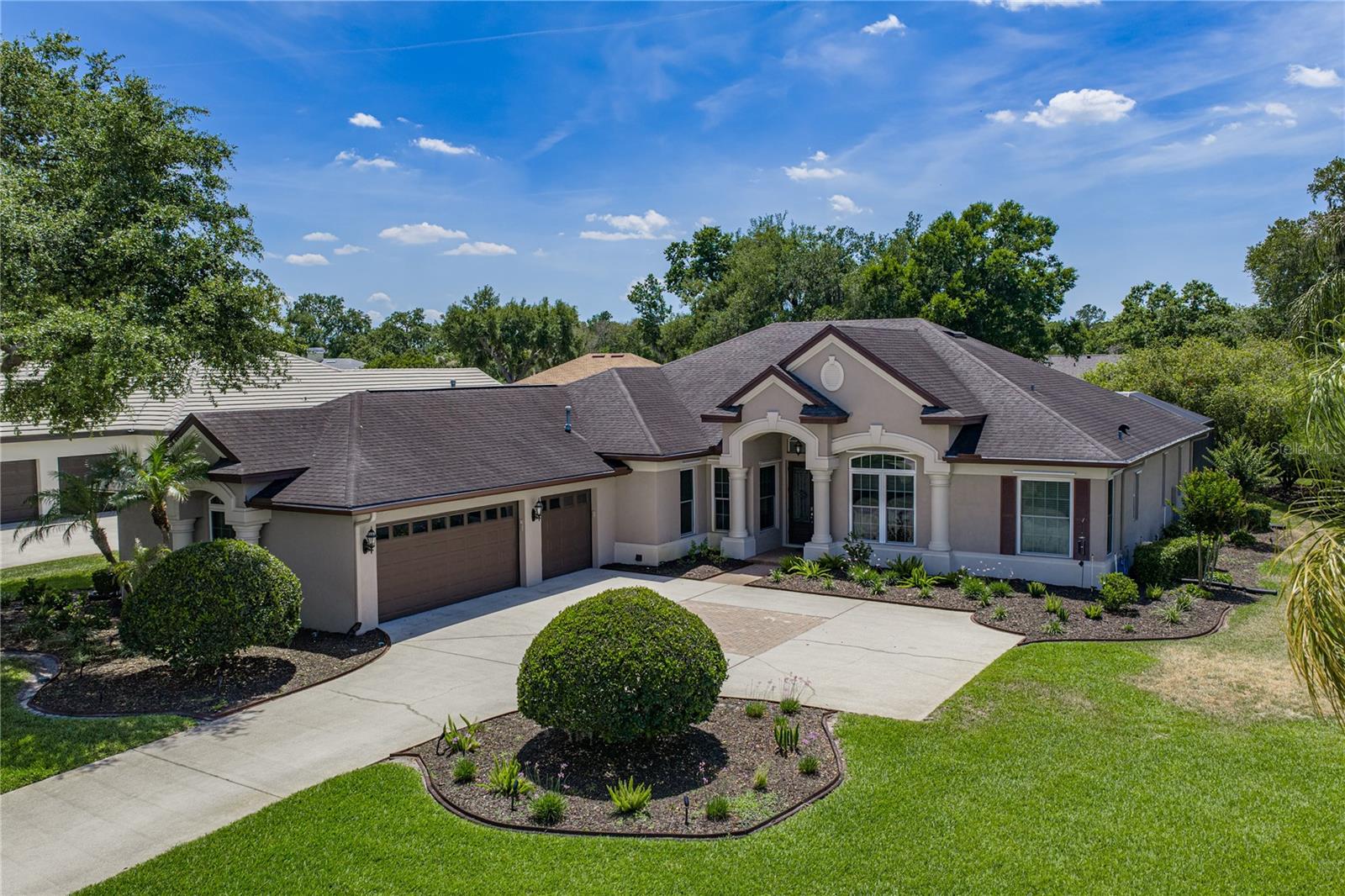 Single Family Residence em LITHIA, FL - Daniel Dourado