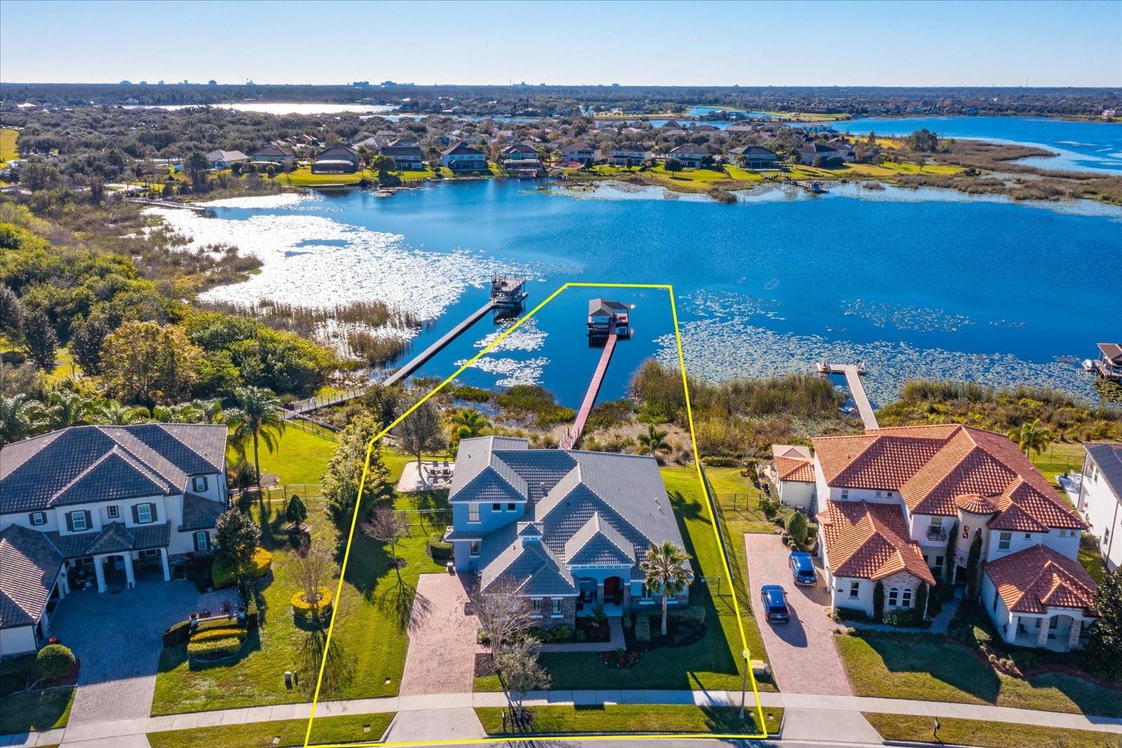 Single Family Residence em WINTER GARDEN, FL - Daniel Dourado