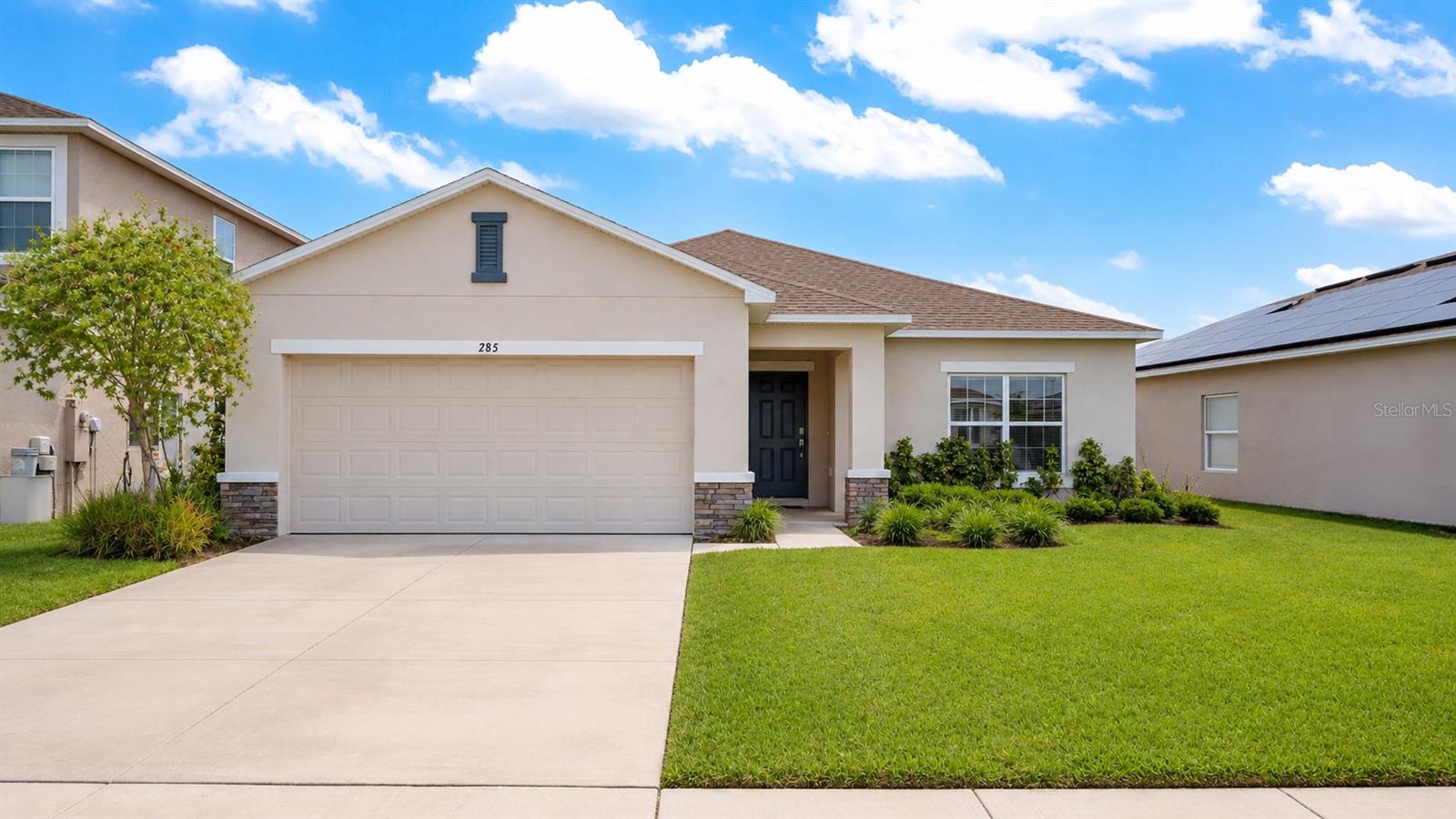 Single Family Residence in ST CLOUD, FL - Daniel Dourado