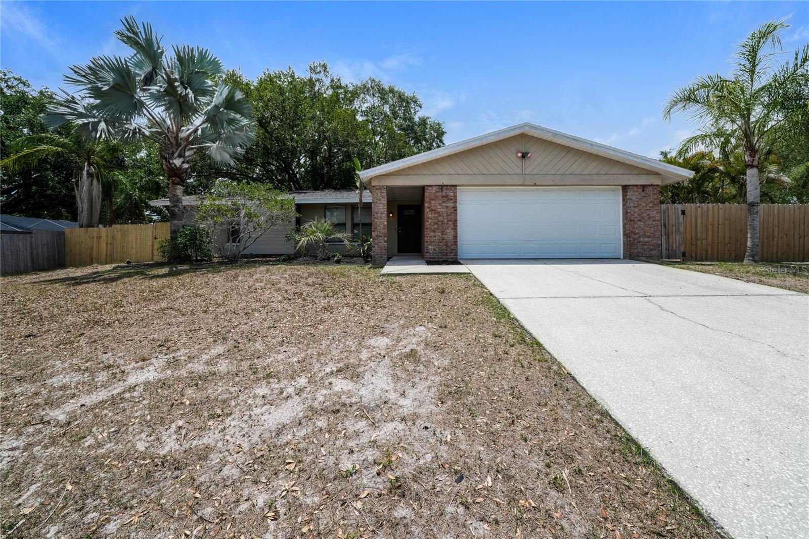 Single Family Residence em PALM HARBOR, FL - Daniel Dourado