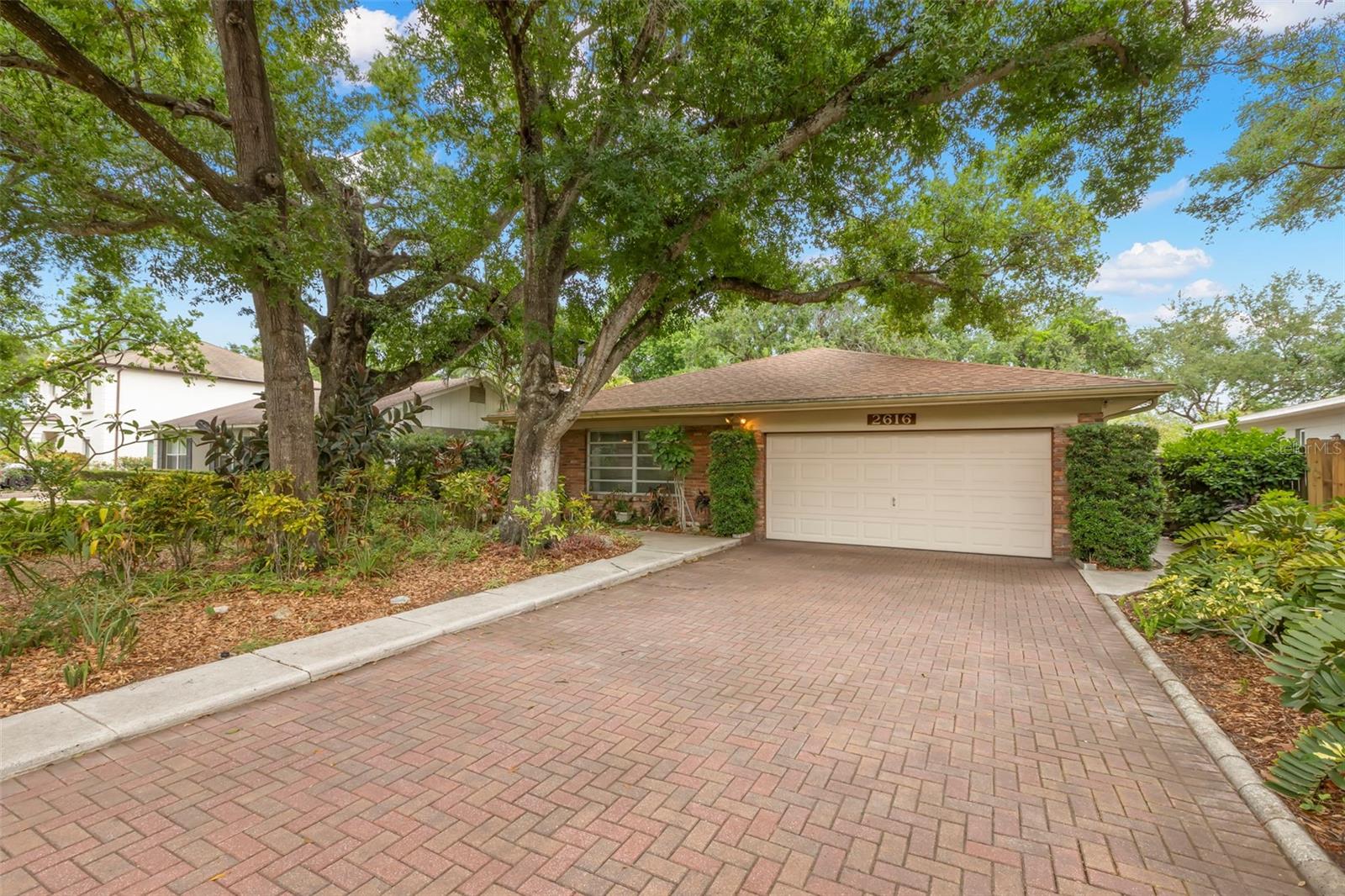 Single Family Residence em TAMPA, FL - Daniel Dourado