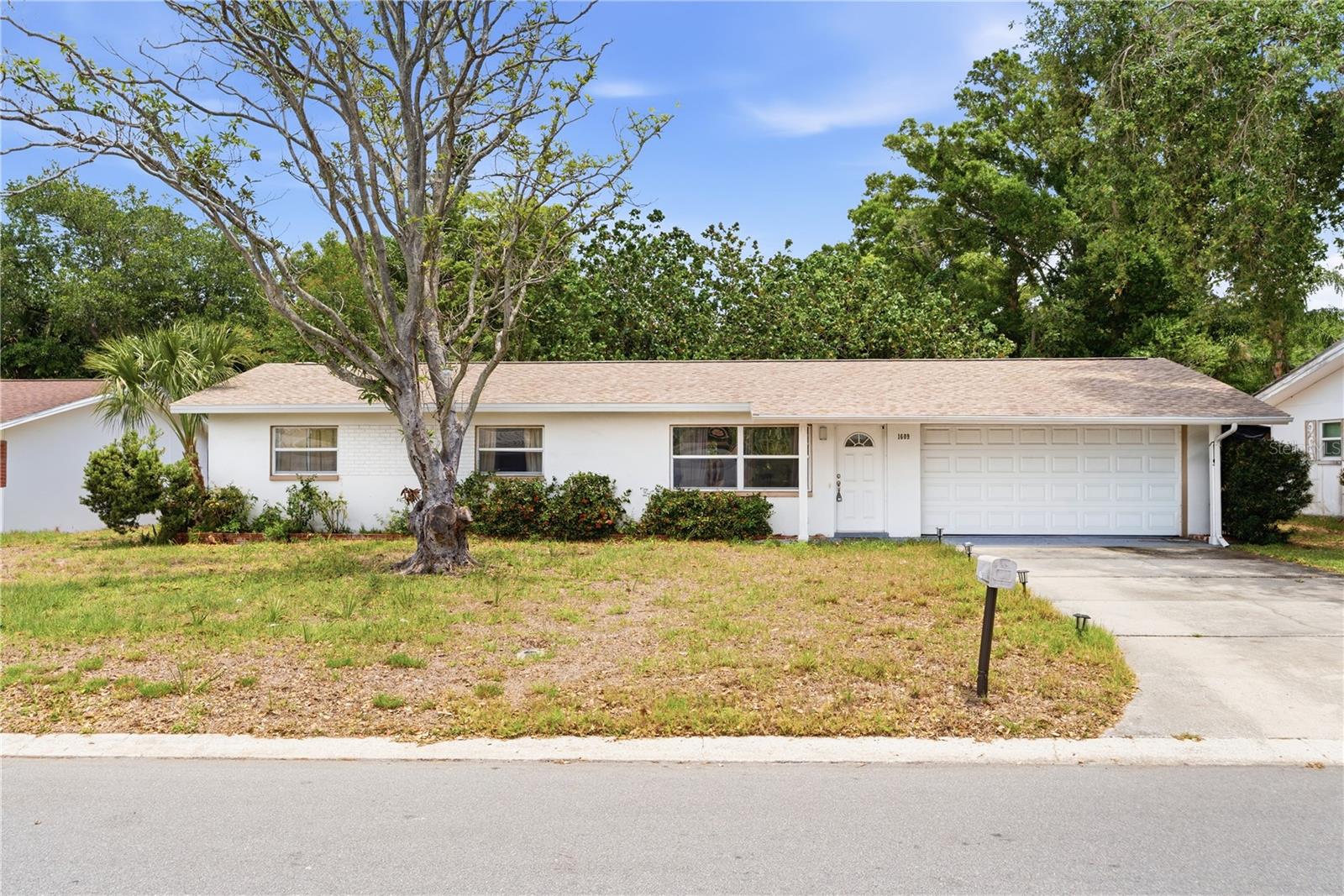 Single Family Residence em CLEARWATER, FL - Daniel Dourado