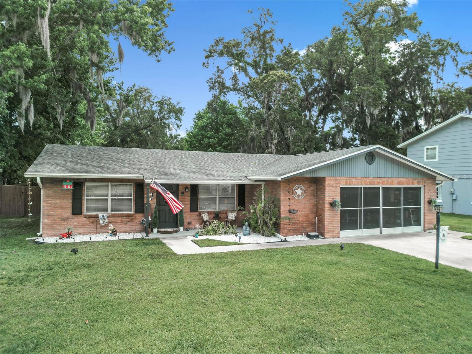 Single Family Residence em PORT ORANGE, FL - Daniel Dourado