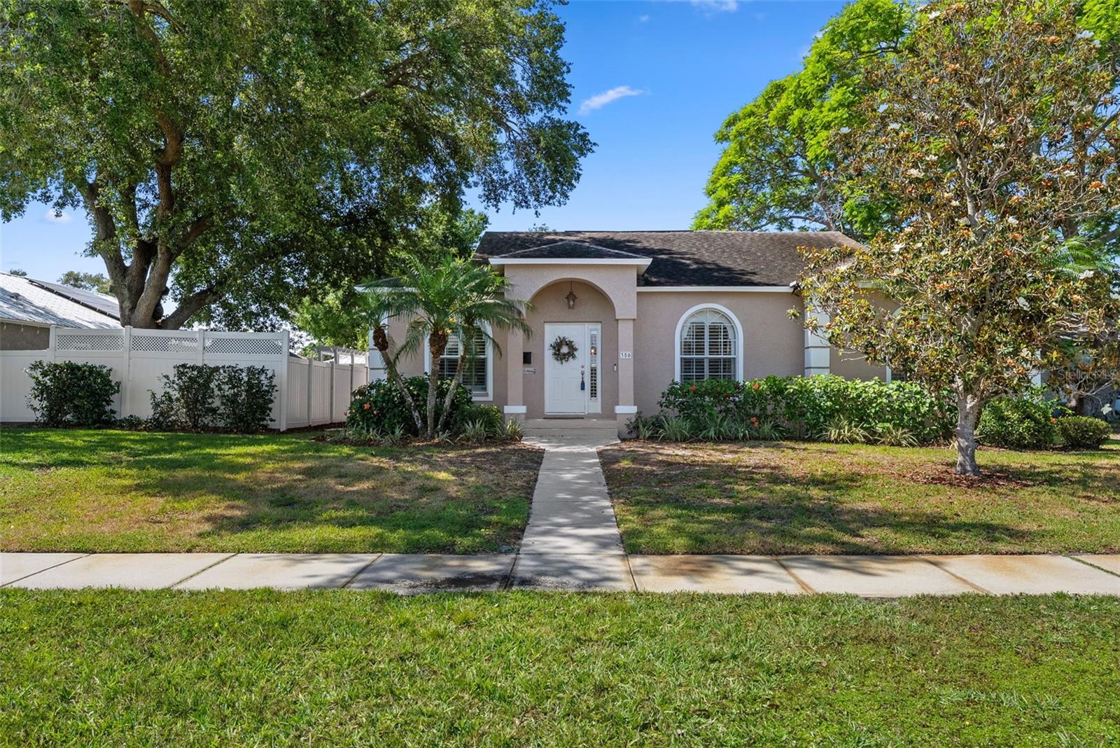 Single Family Residence em ST PETERSBURG, FL - Daniel Dourado
