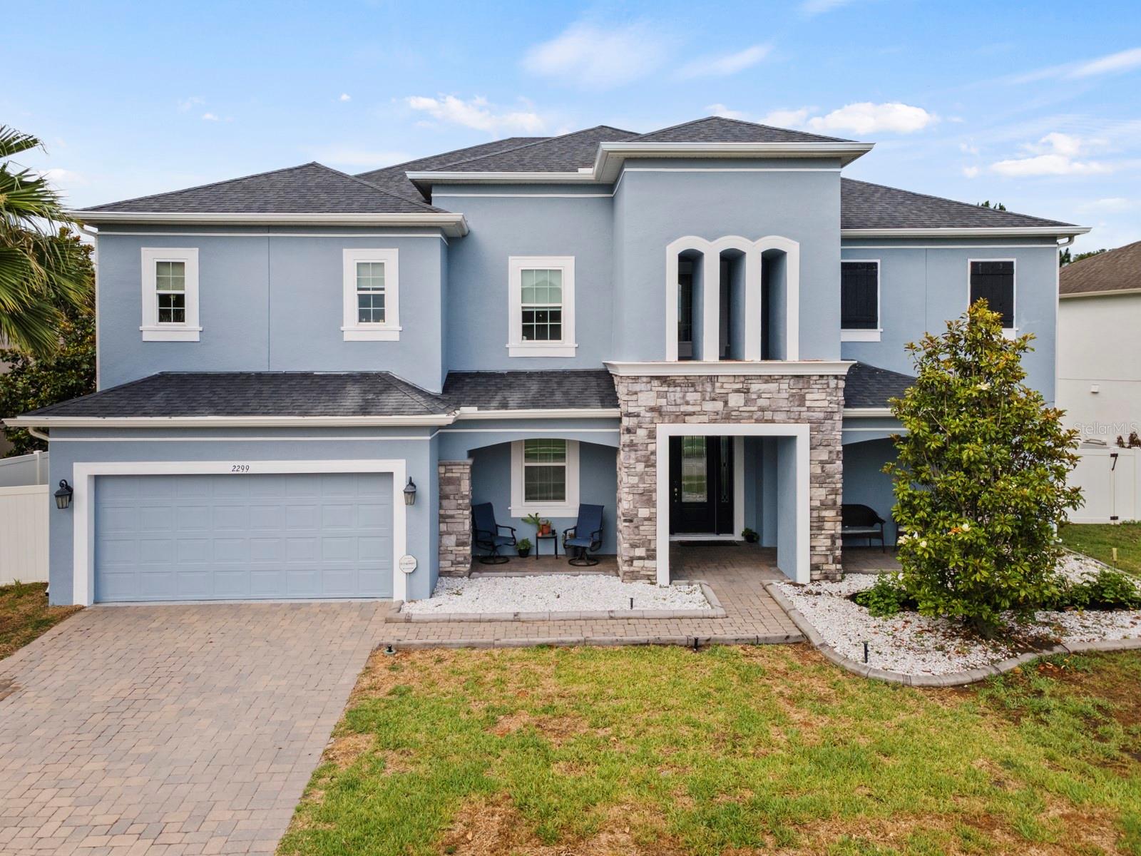 Single Family Residence in ORLANDO, FL - Daniel Dourado