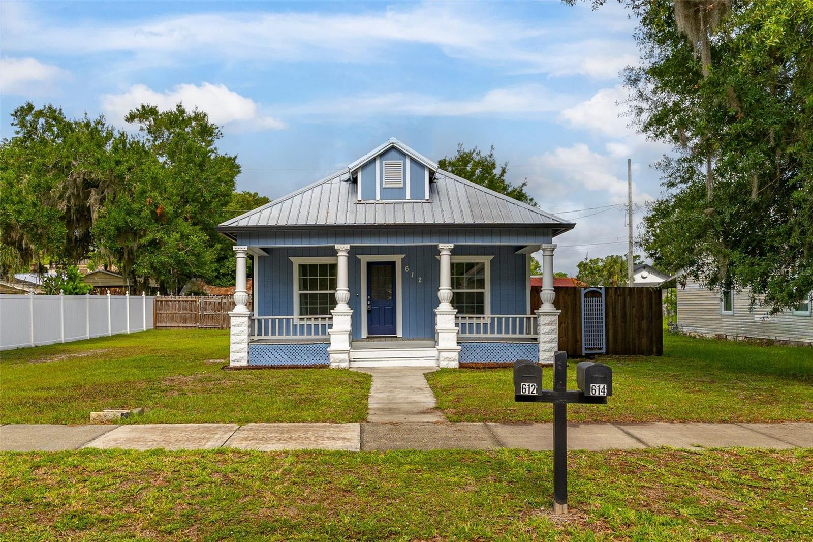 Single Family Residence in ST CLOUD, FL - Daniel Dourado