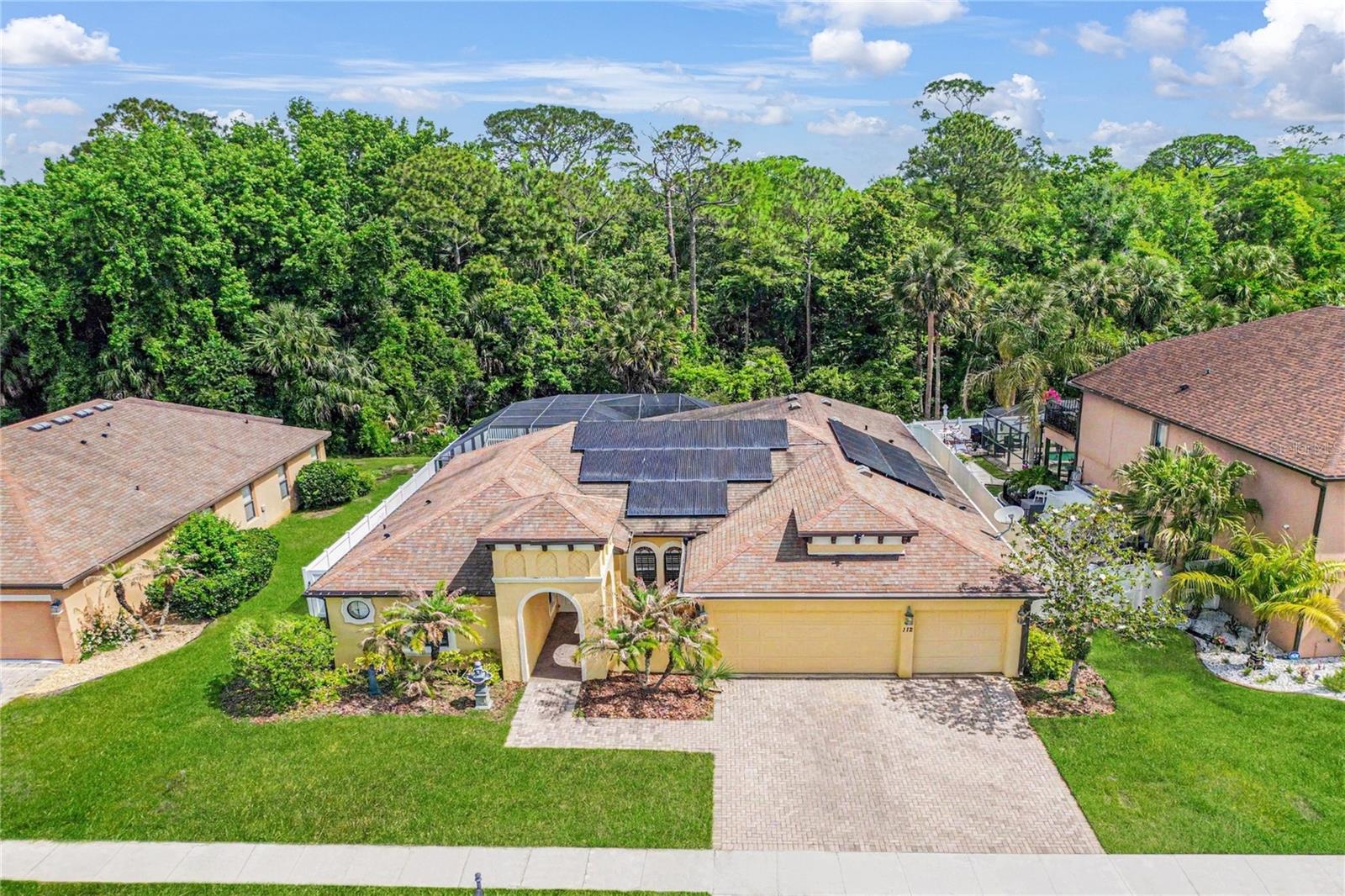 Single Family Residence in DAYTONA BEACH, FL - Daniel Dourado