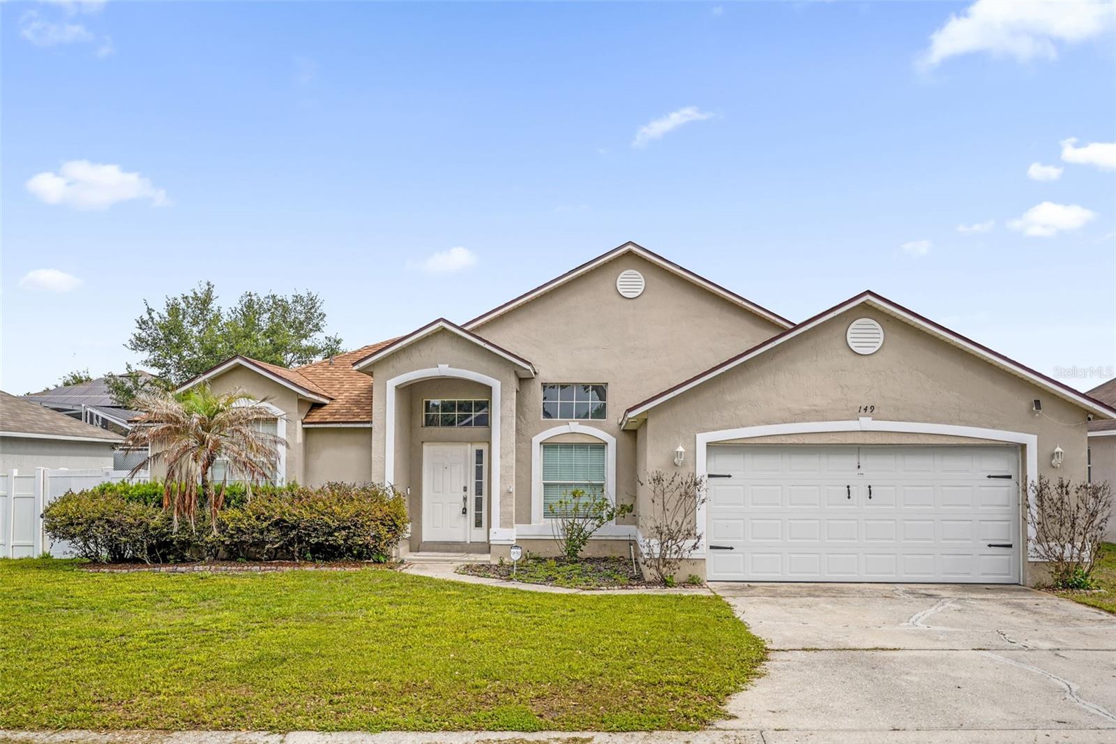 Single Family Residence in DAVENPORT, FL - Daniel Dourado
