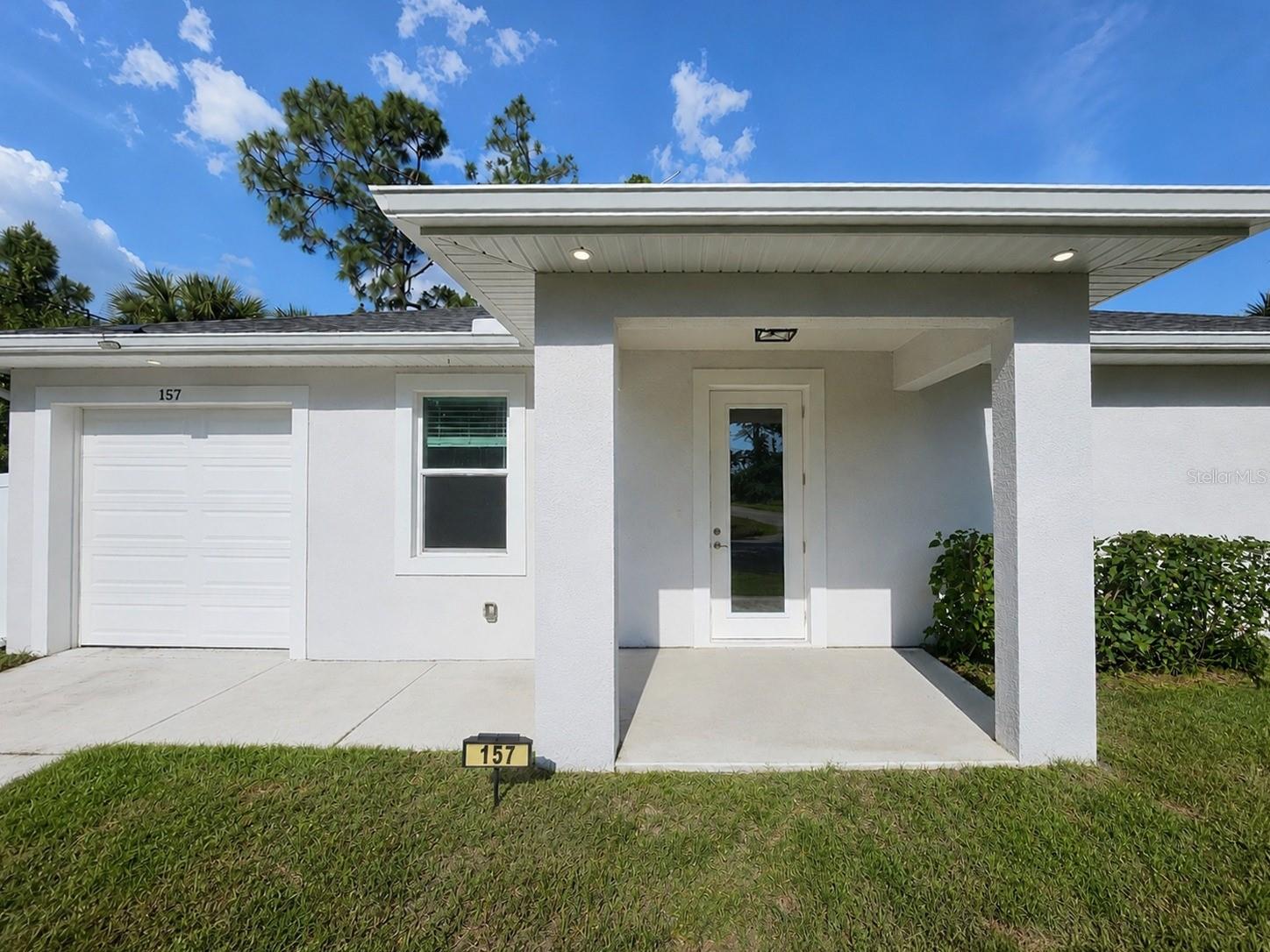 Single Family Residence em LEHIGH ACRES, FL - Daniel Dourado
