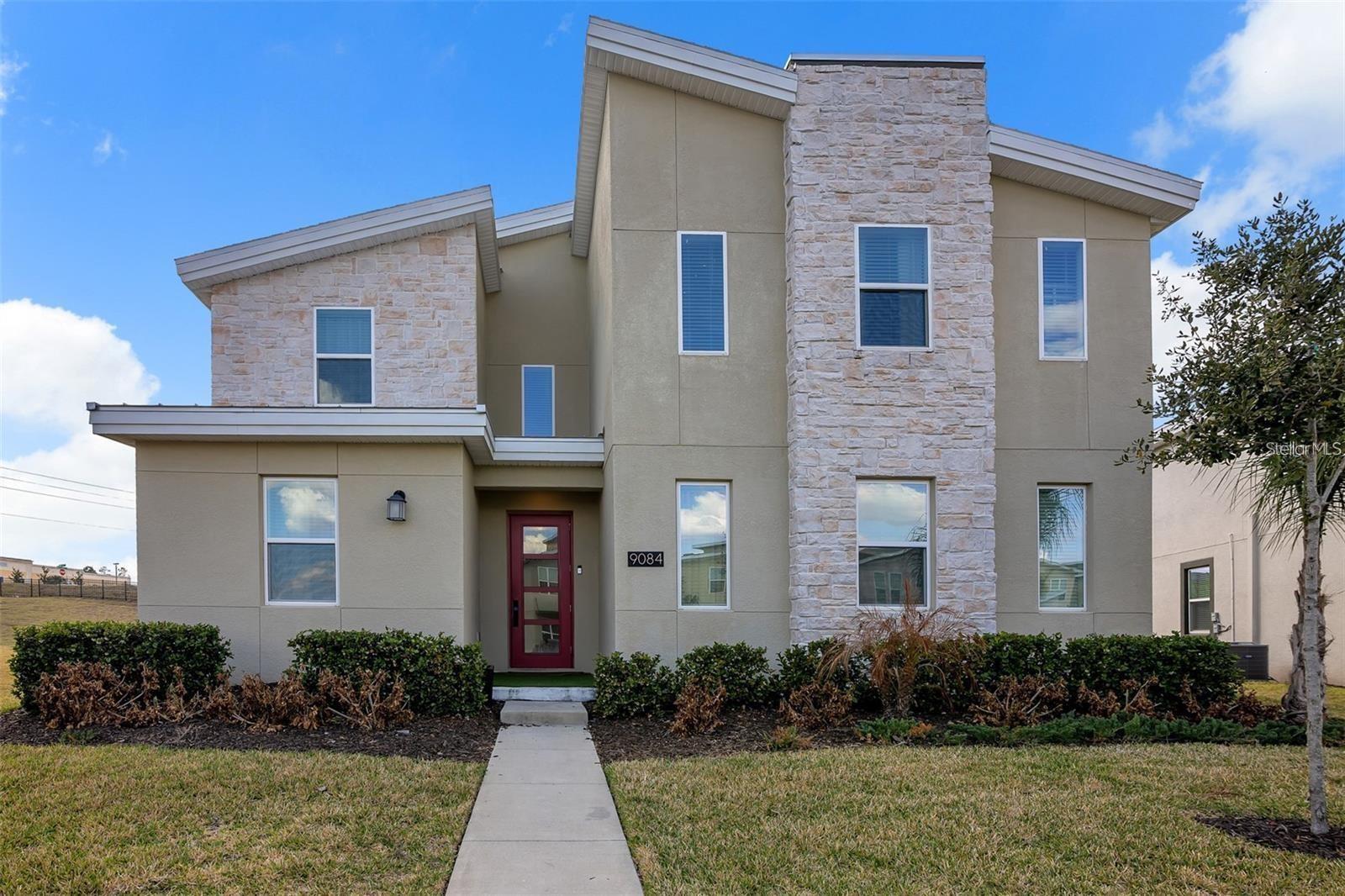 Single Family Residence in DAVENPORT, FL - Daniel Dourado