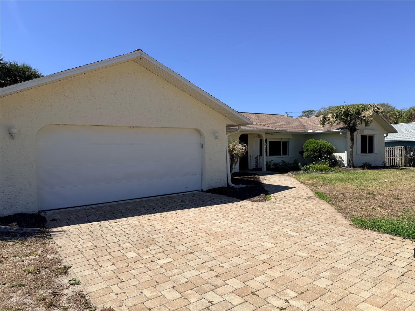 Single Family Residence in PONCE INLET, FL - Daniel Dourado
