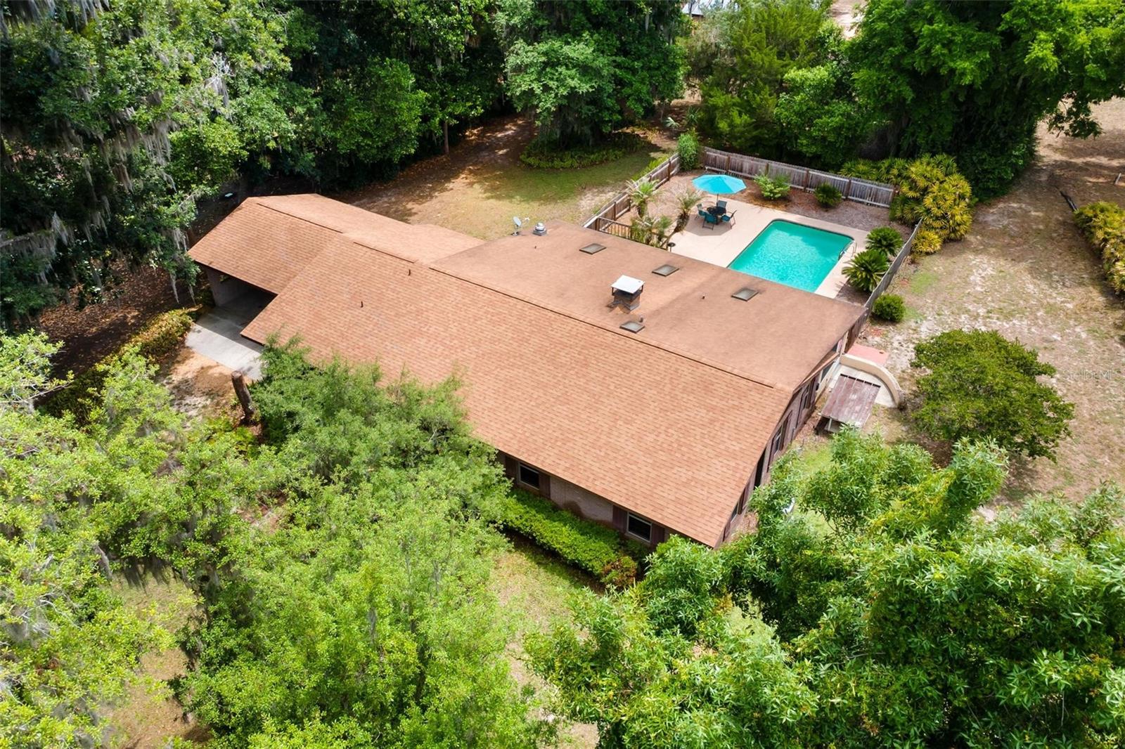 Single Family Residence in LEESBURG, FL - Daniel Dourado
