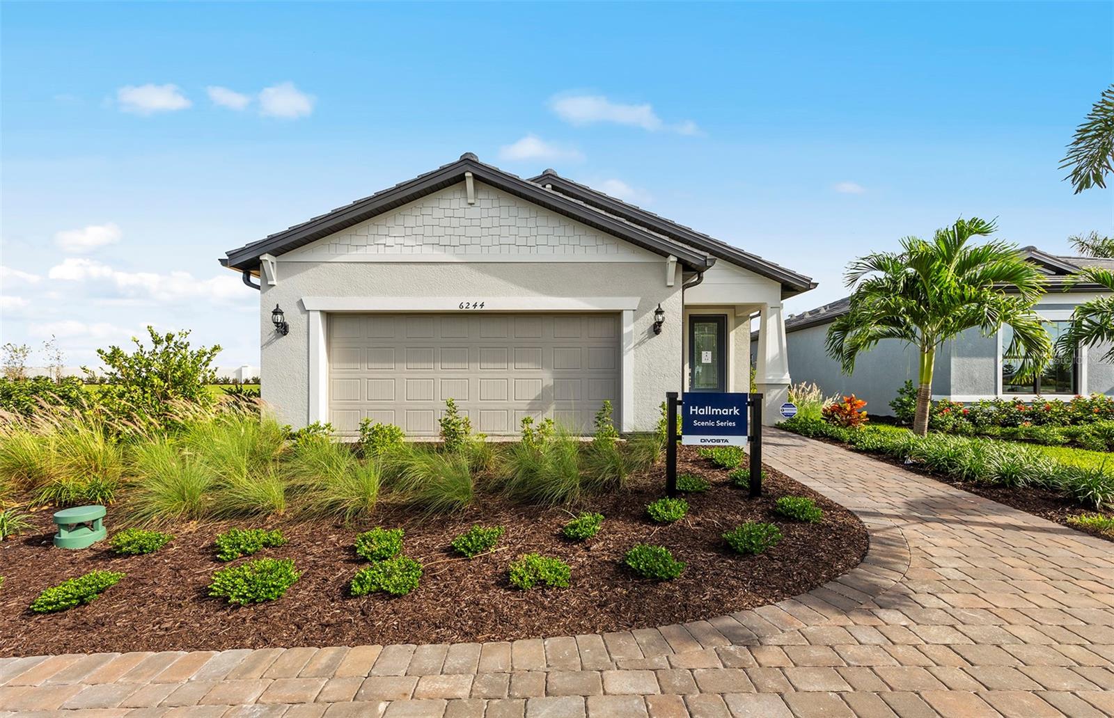 Single Family Residence in ENGLEWOOD, FL - Daniel Dourado