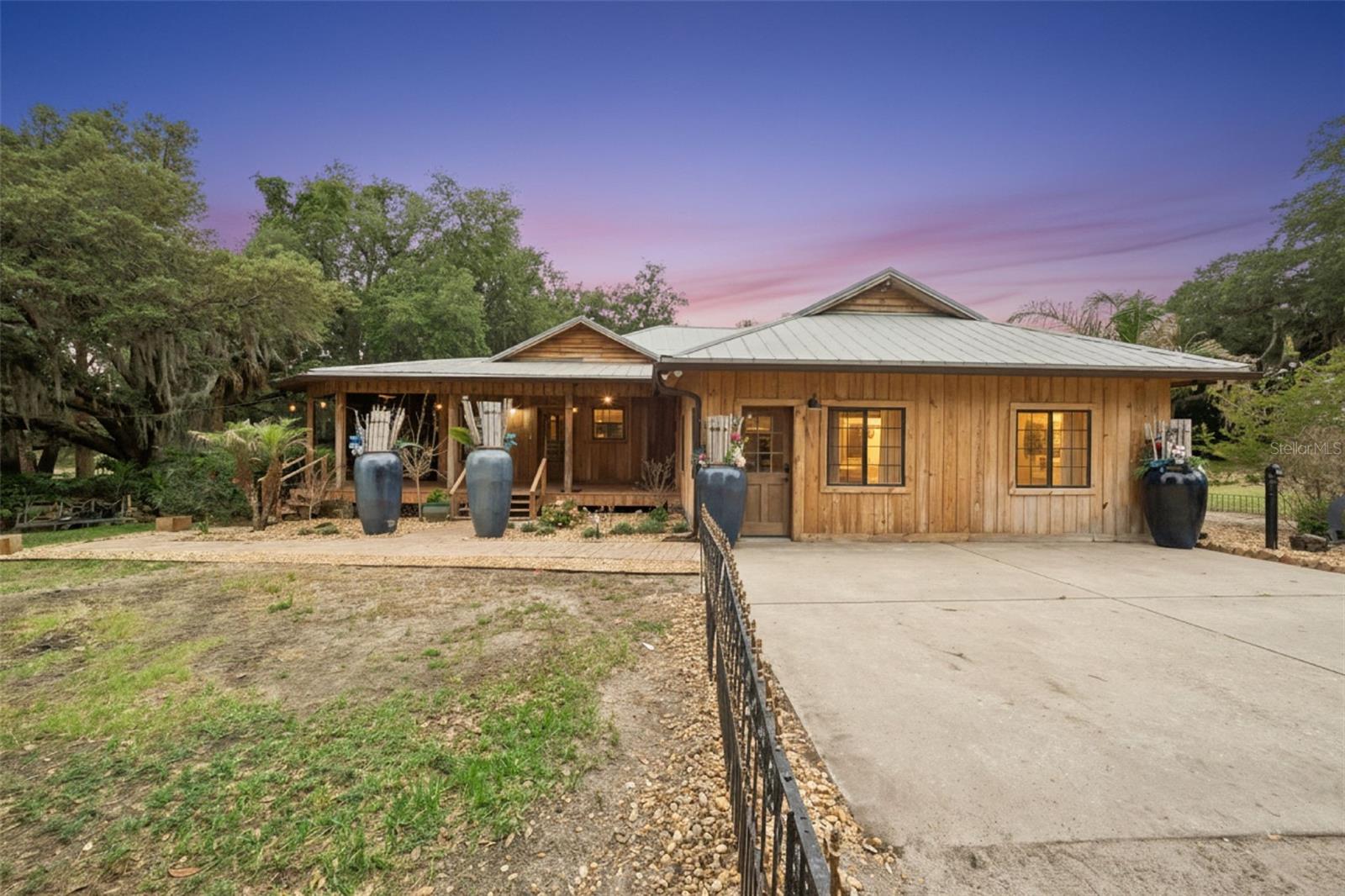 Single Family Residence em FRUITLAND PARK, FL - Daniel Dourado