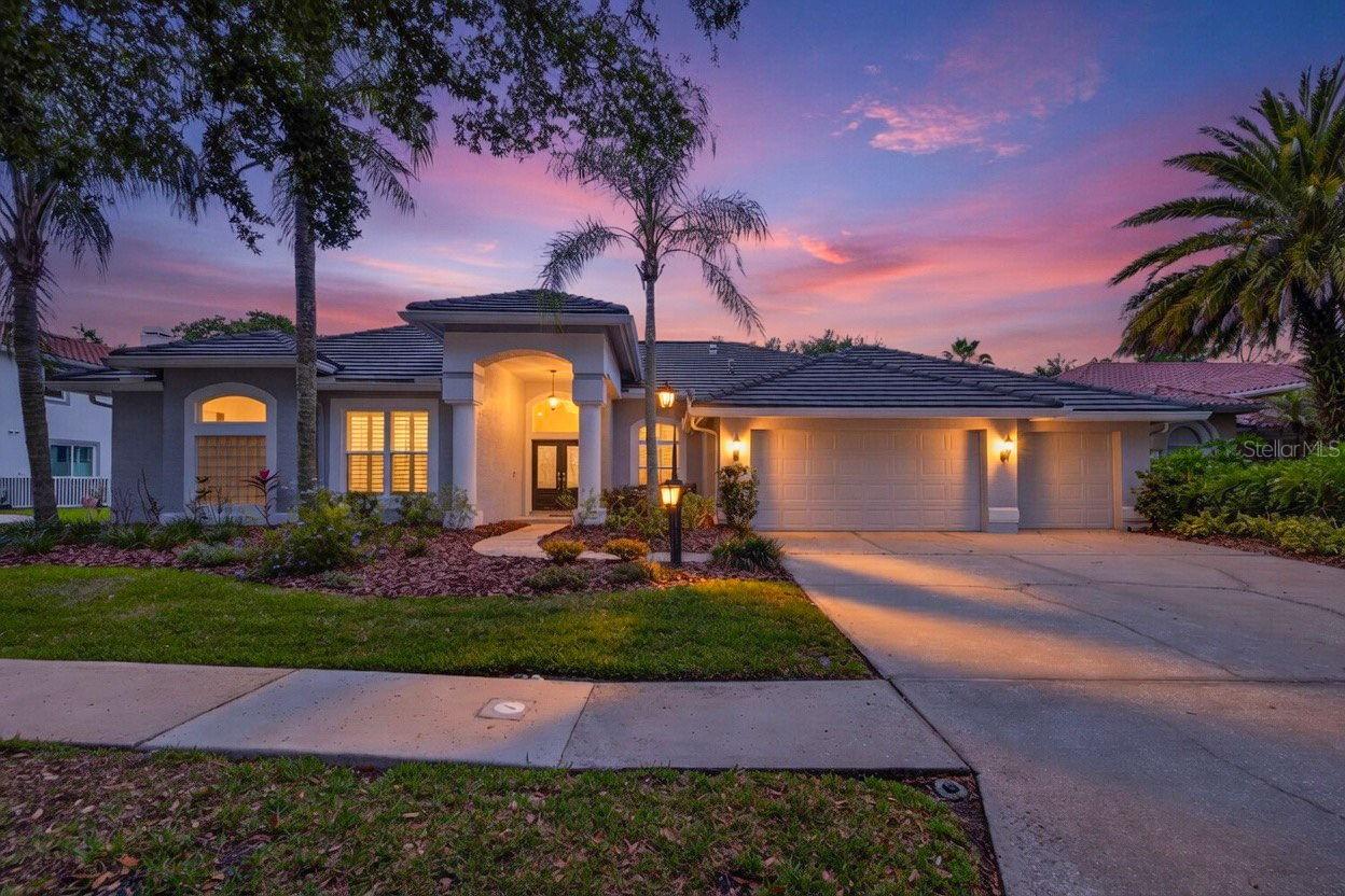 Single Family Residence in TAMPA, FL - Daniel Dourado