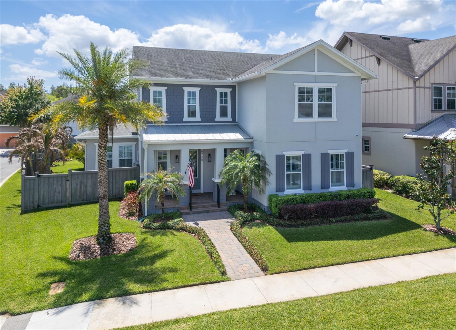Single Family Residence in ORLANDO, FL - Daniel Dourado