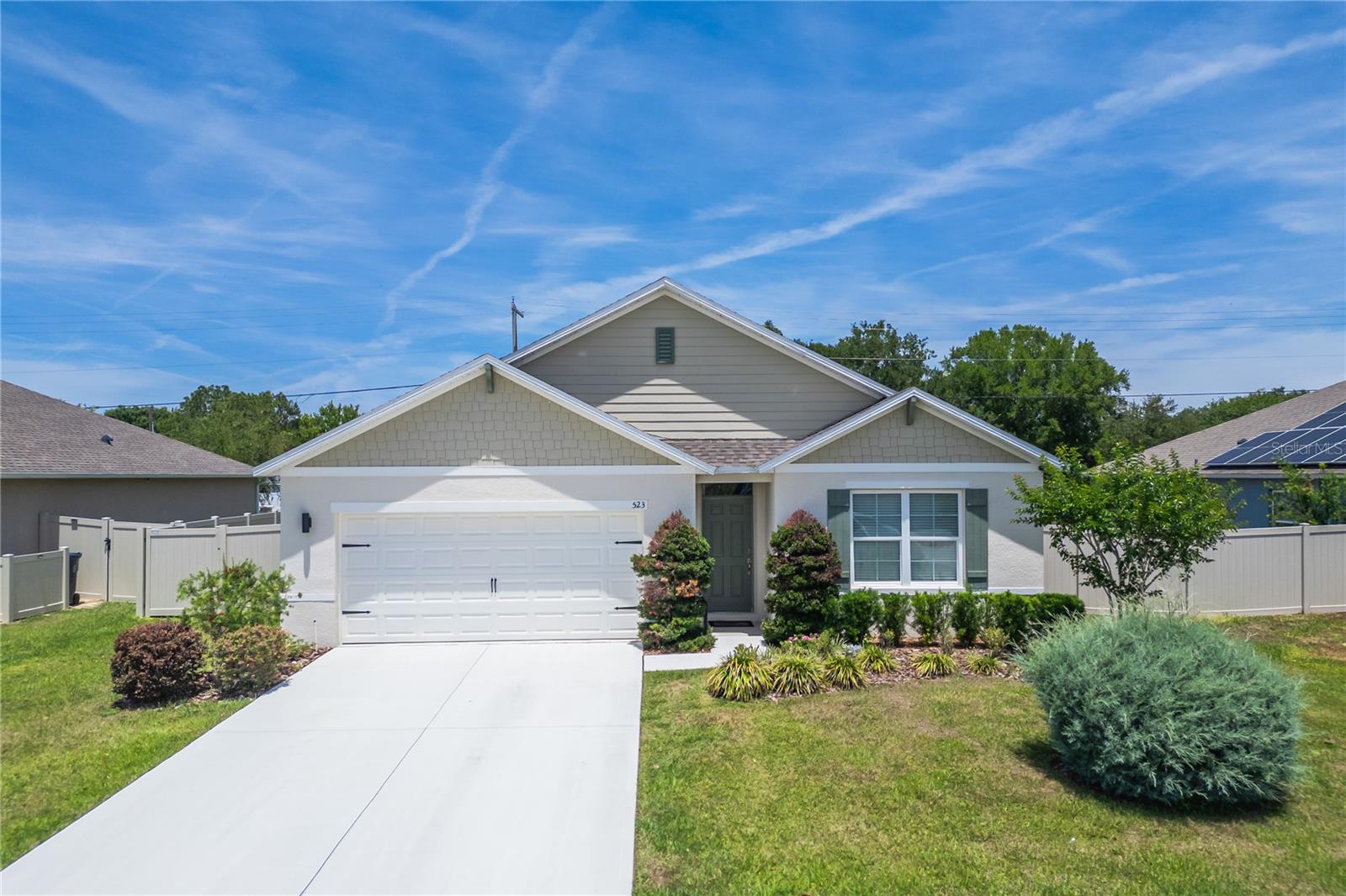 Single Family Residence in AUBURNDALE, FL - Daniel Dourado