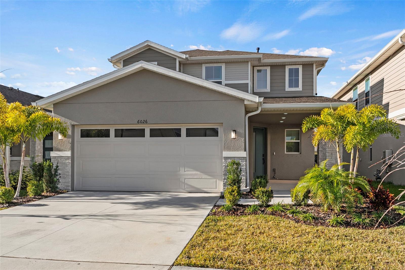 Single Family Residence in APOLLO BEACH, FL - Daniel Dourado