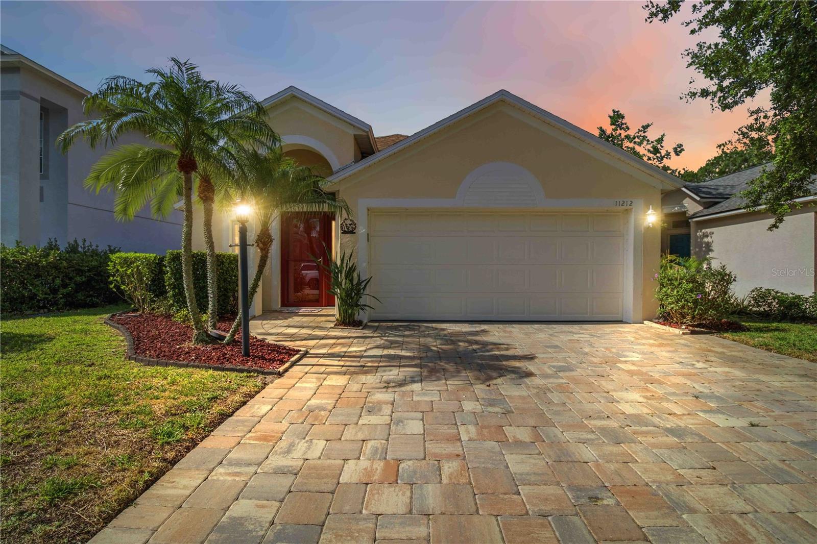 Single Family Residence in LAKEWOOD RANCH, FL - Daniel Dourado
