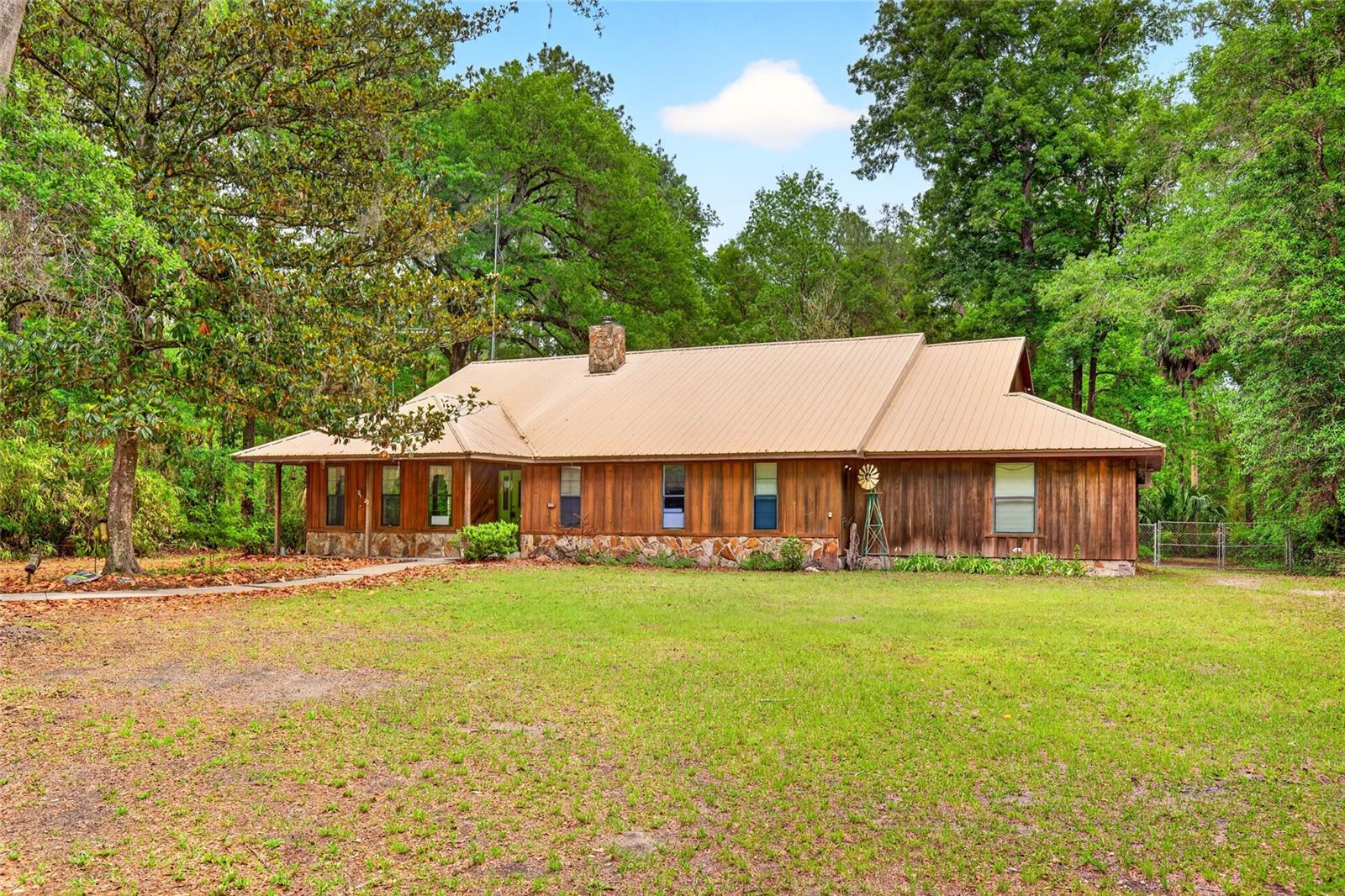 Single Family Residence em REDDICK, FL - Daniel Dourado