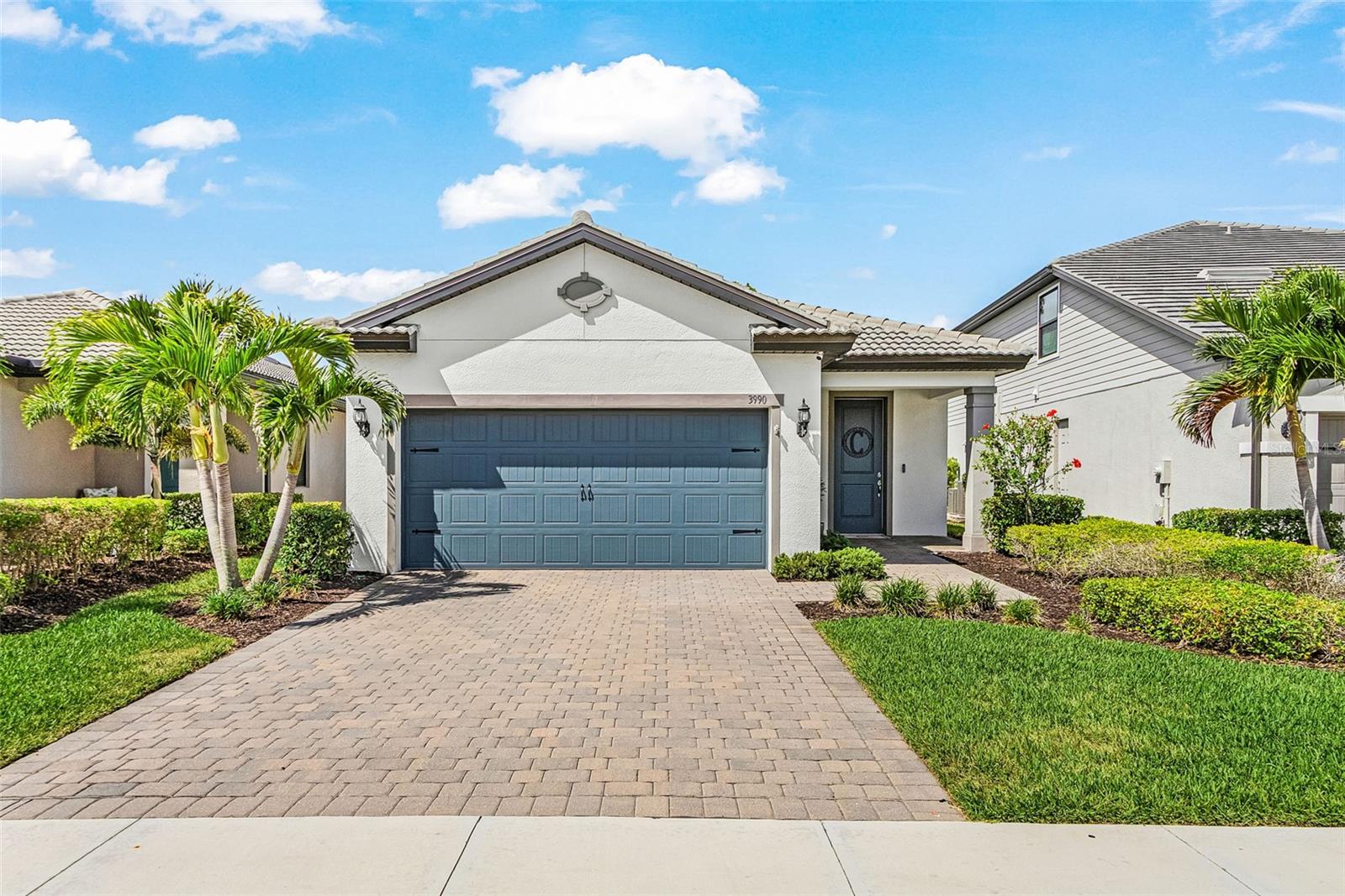 Single Family Residence em FORT MYERS, FL - Daniel Dourado