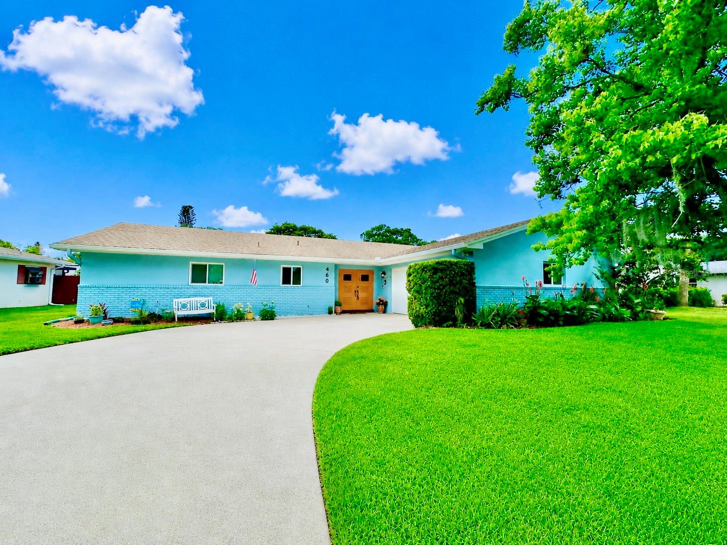 Single Family Residence in ORLANDO, FL - Daniel Dourado