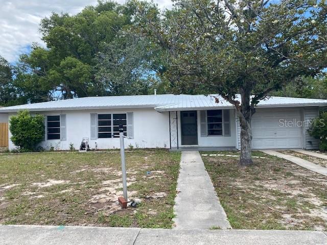 Single Family Residence em SPRING HILL, FL - Daniel Dourado