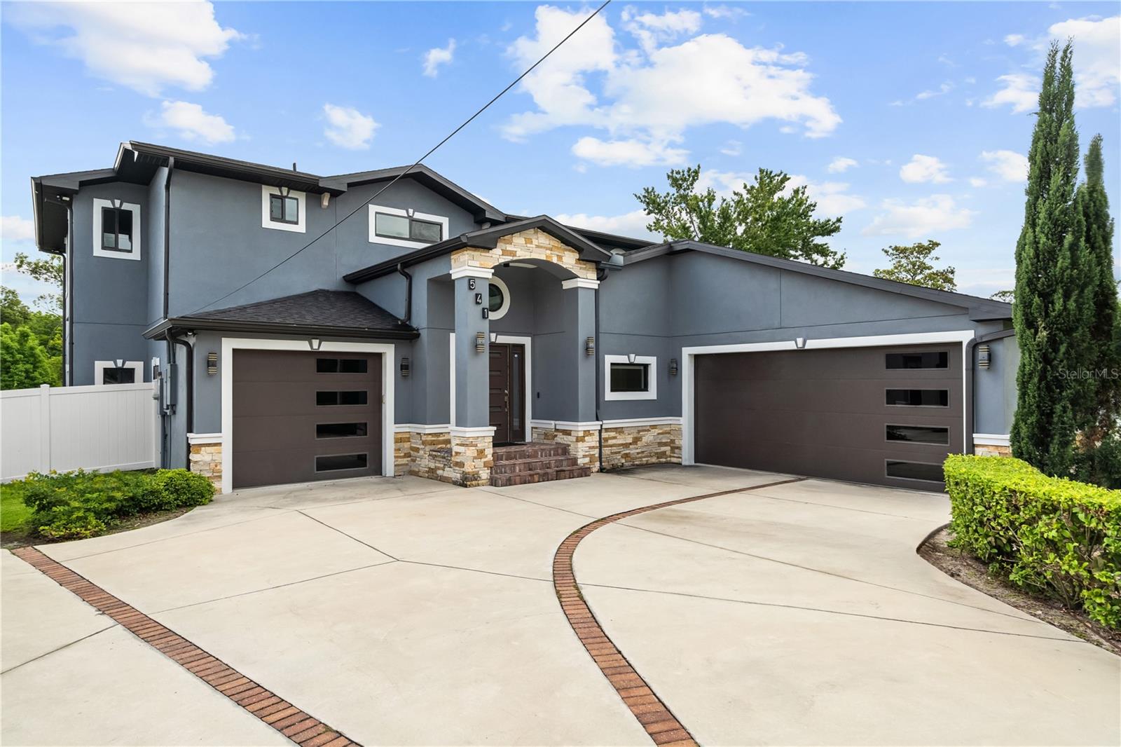 Single Family Residence em ALTAMONTE SPRINGS, FL - Daniel Dourado