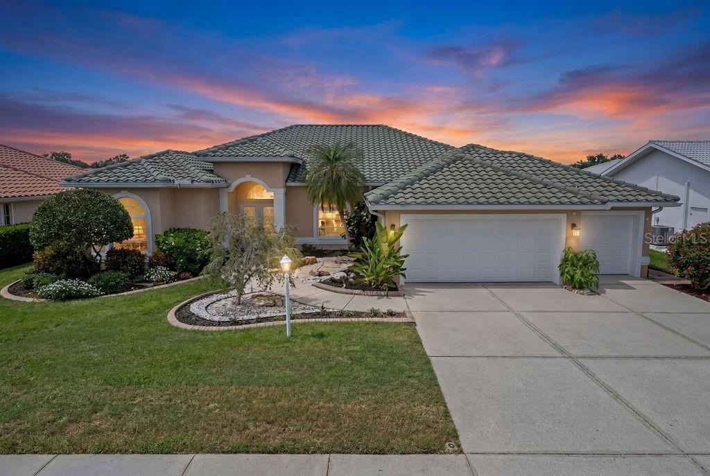 Single Family Residence em VENICE, FL - Daniel Dourado